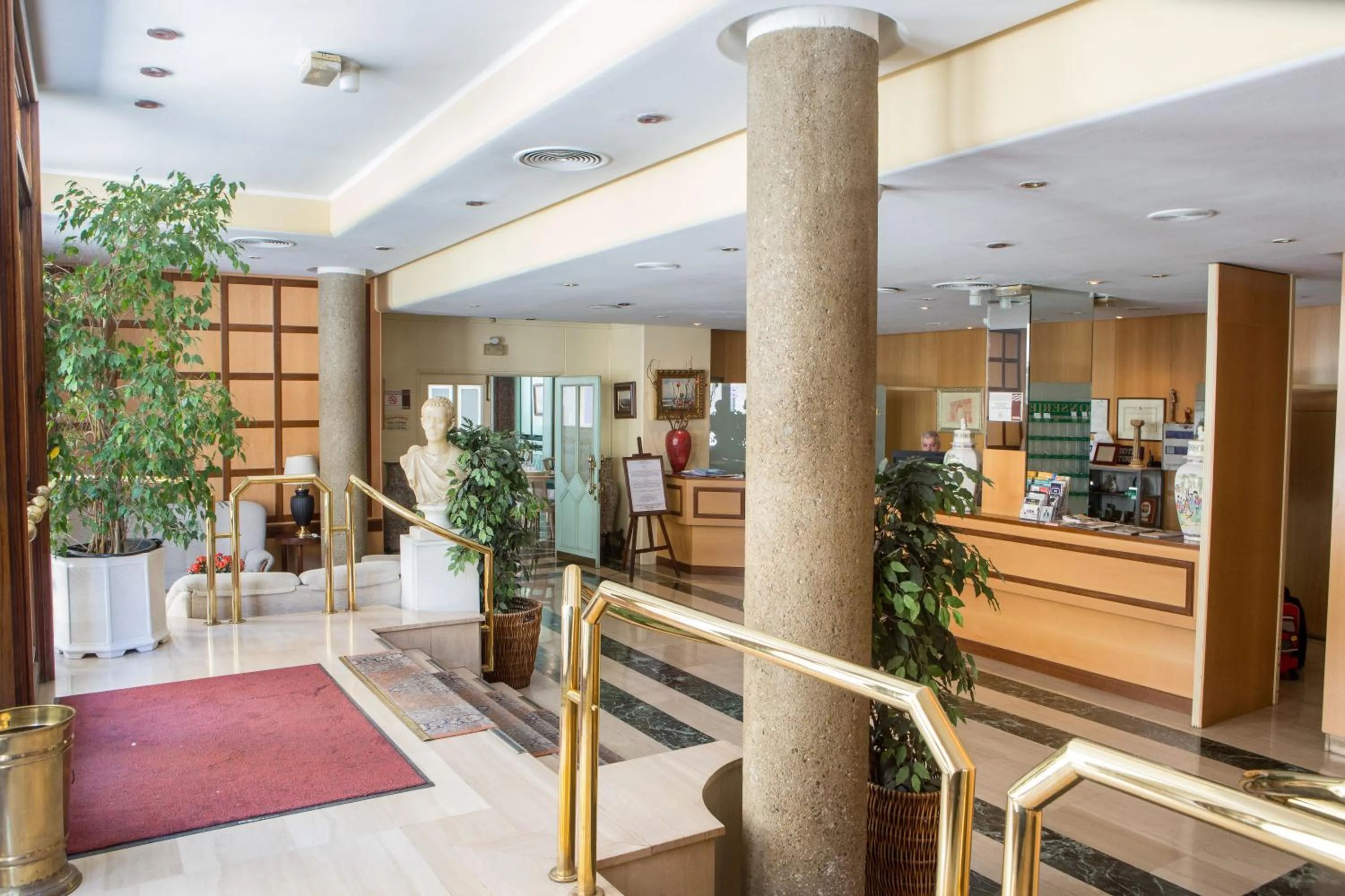 Lobby or reception in Hotel Tibur