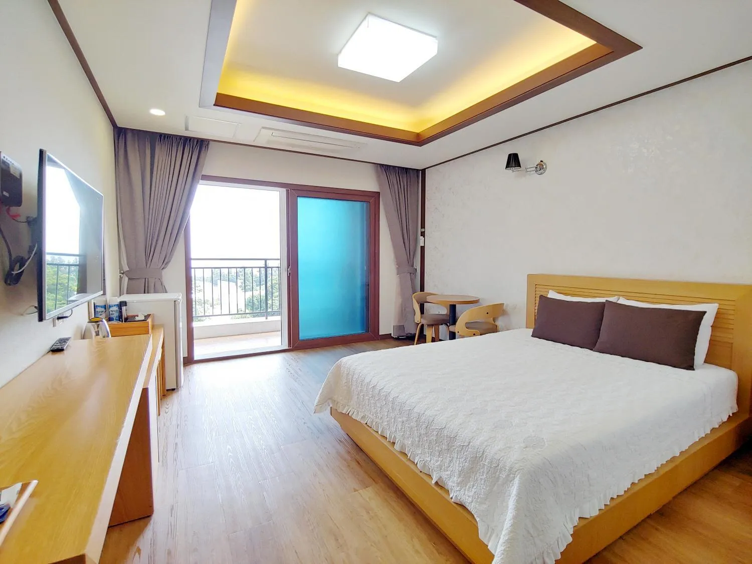 Bed in Fellisia Hotel