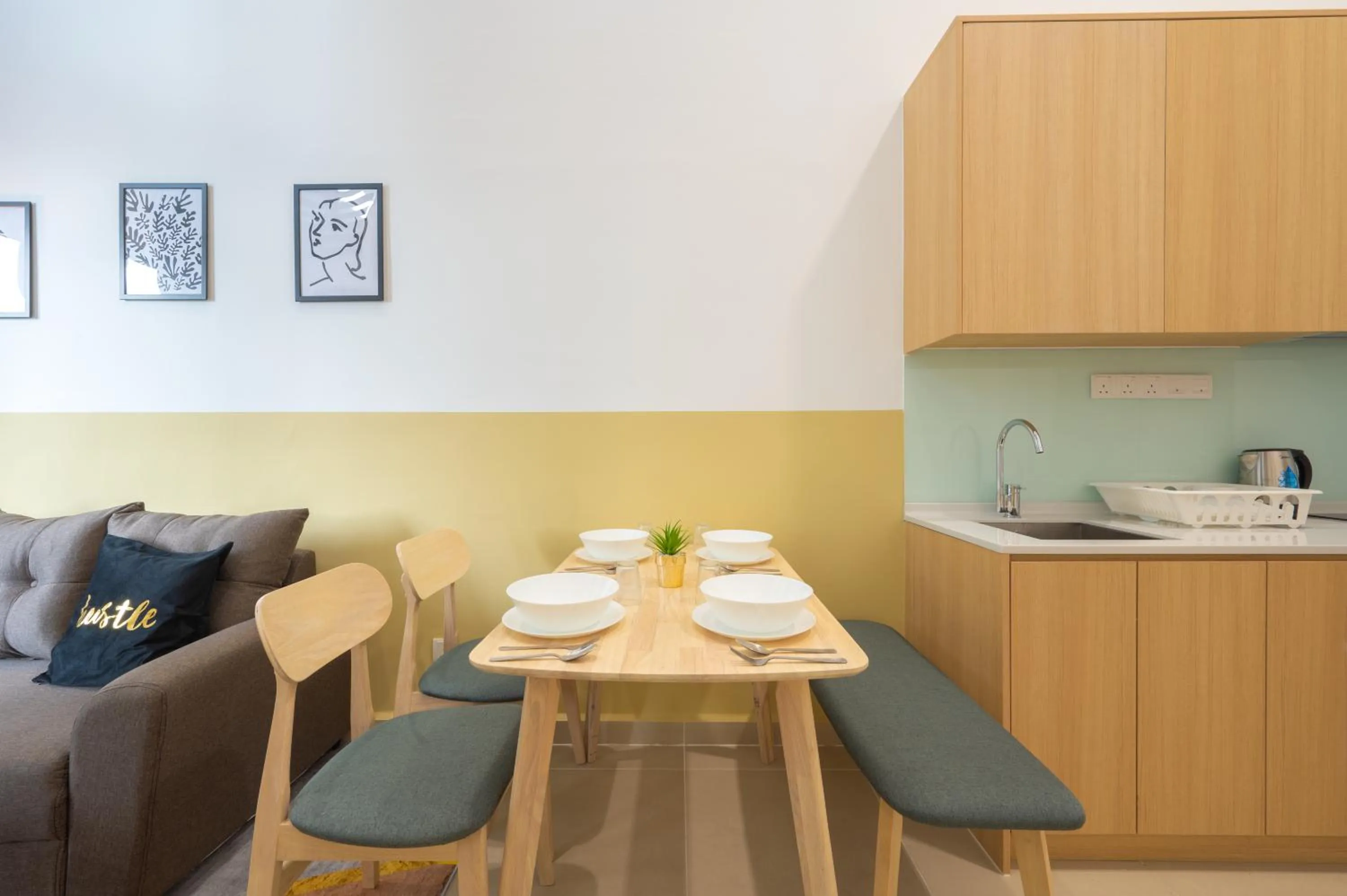 Kitchen or kitchenette in Greystone Colony KLCC