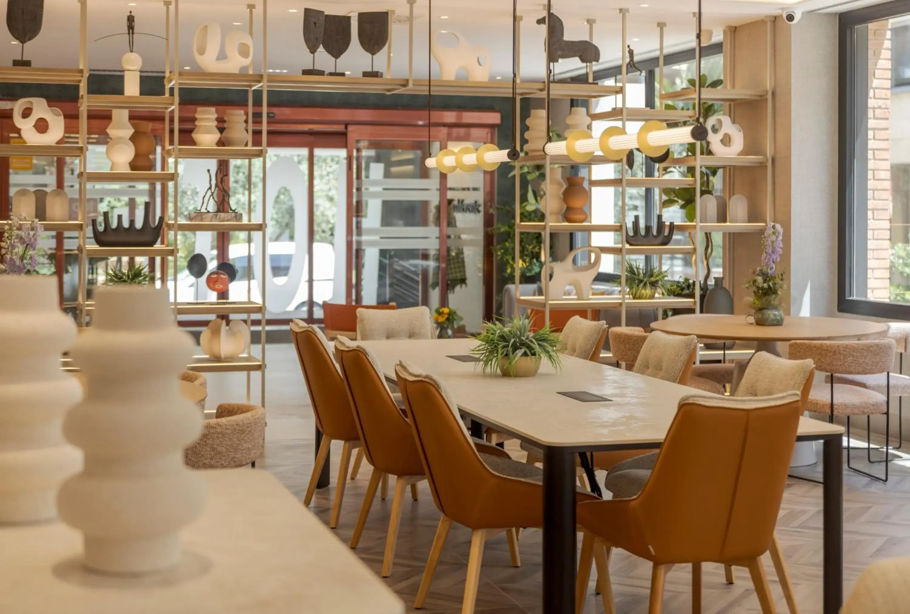 Lobby or reception in Ilunion Romareda Lobby or reception in Ilunion Romareda