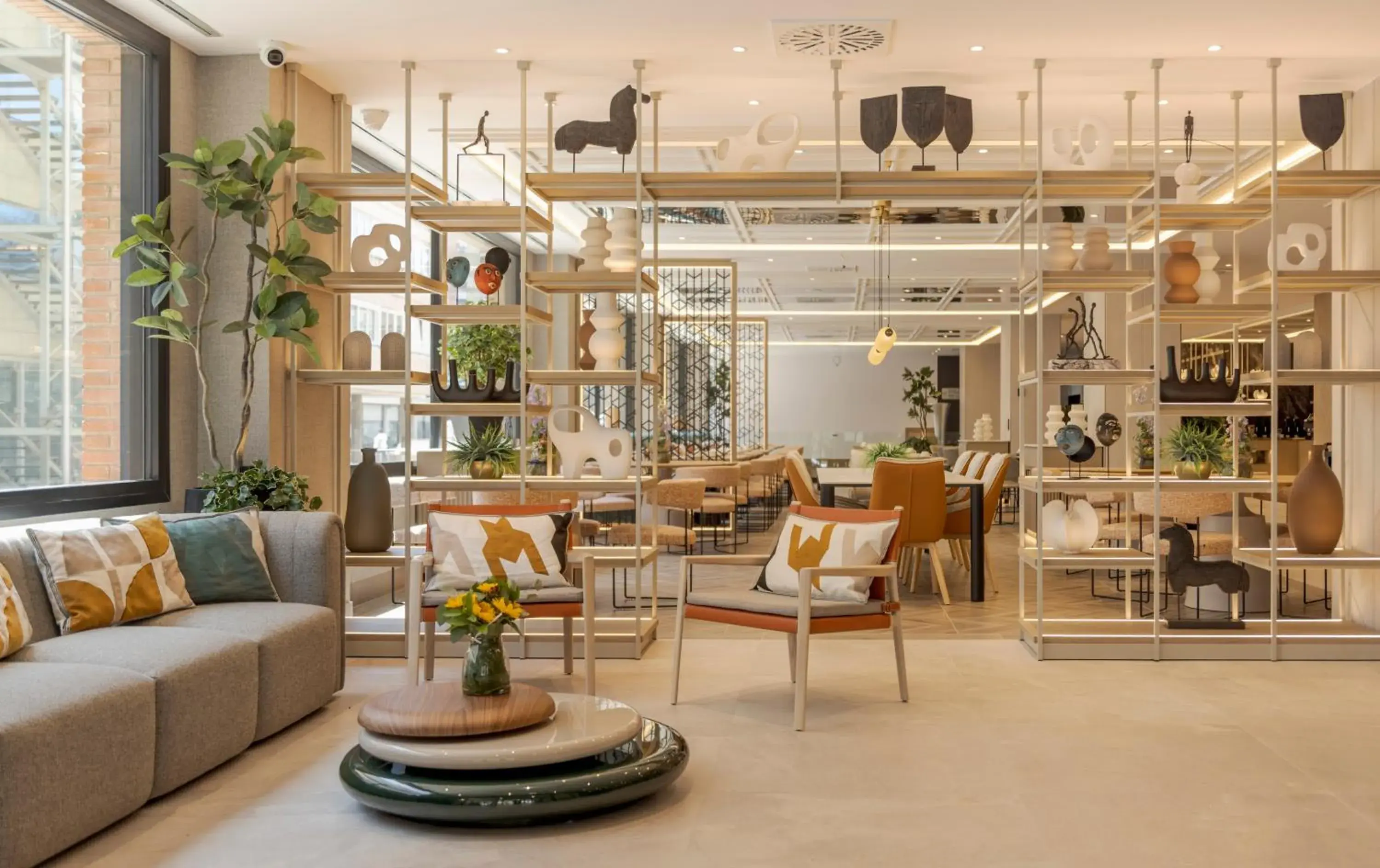 Lobby or reception in Ilunion Romareda Lobby or reception in Ilunion Romareda