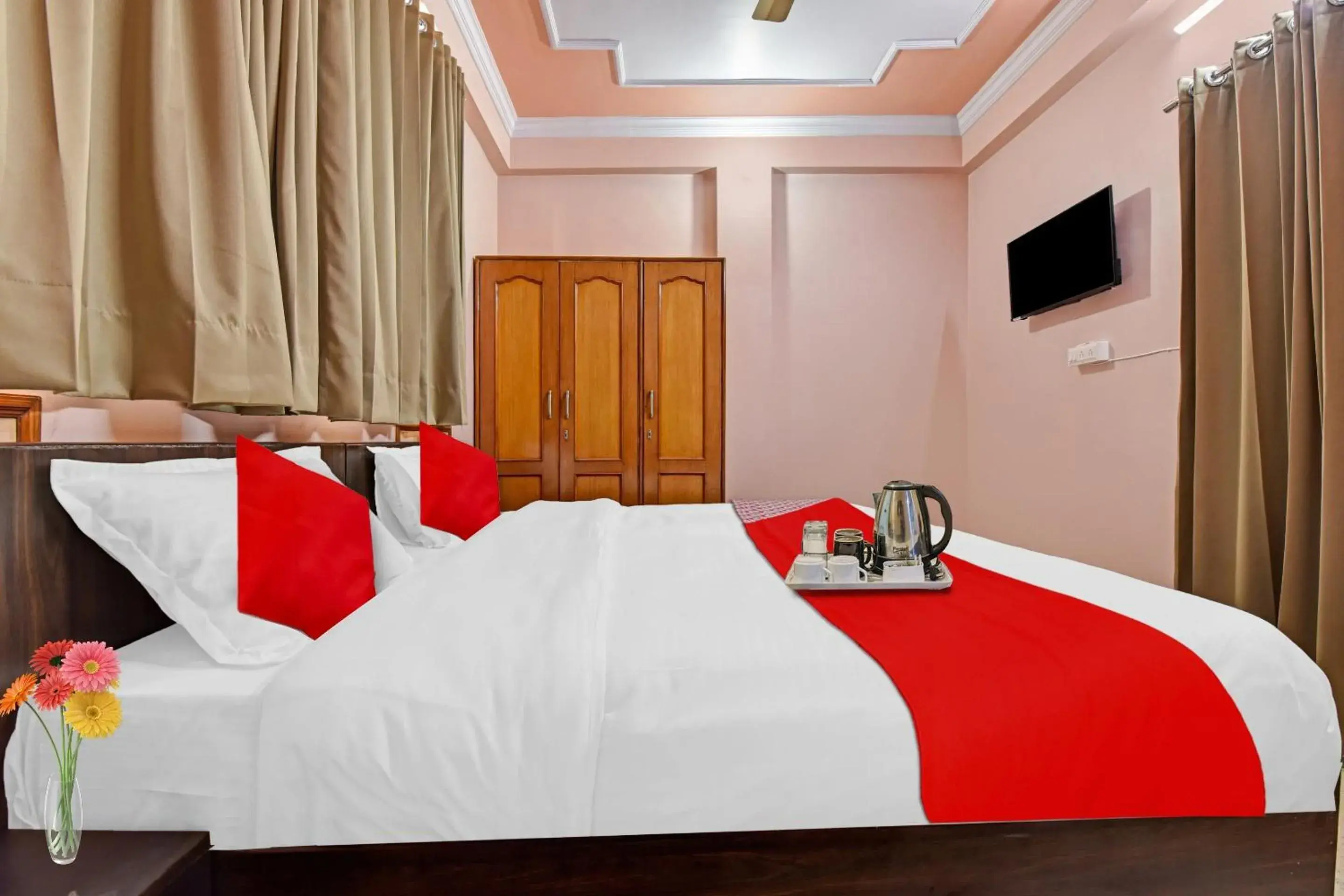 Bedroom, Bed in Hotel O Regal Stay Bedroom, Bed in Hotel O Regal Stay