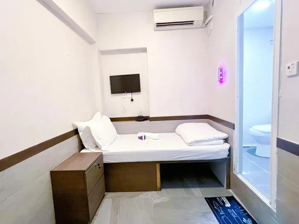 Bed in Island Inn Bed in Island Inn