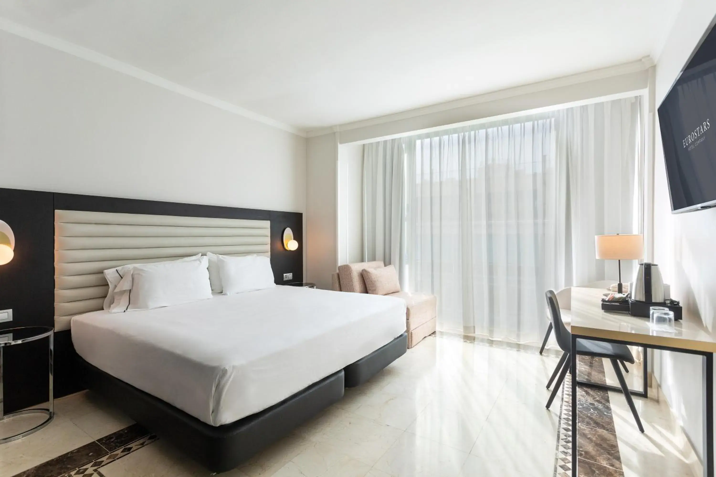 Bed in Eurostars Cristal Palace Bed in Eurostars Cristal Palace