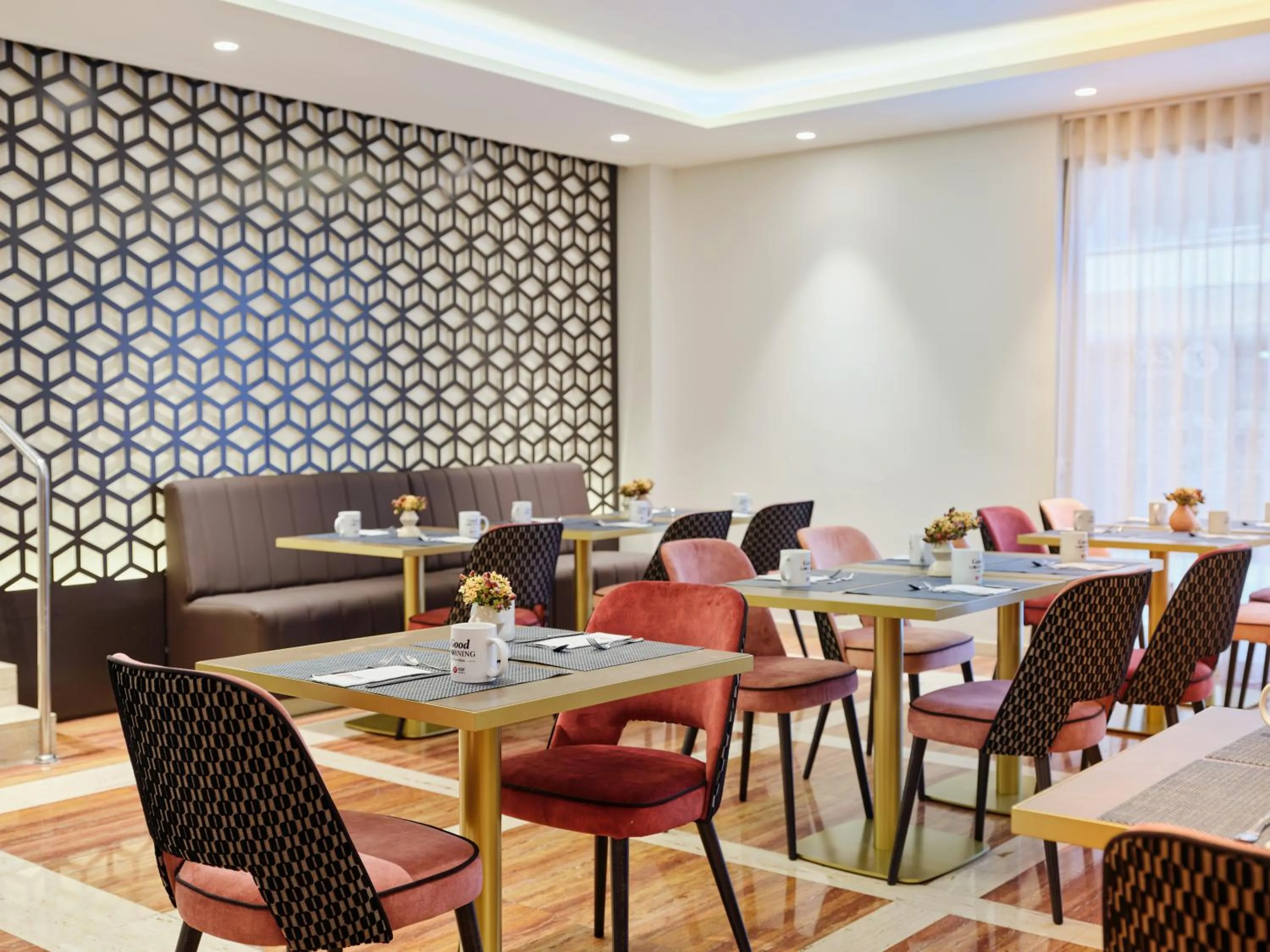 Buffet breakfast in Exe Mitre