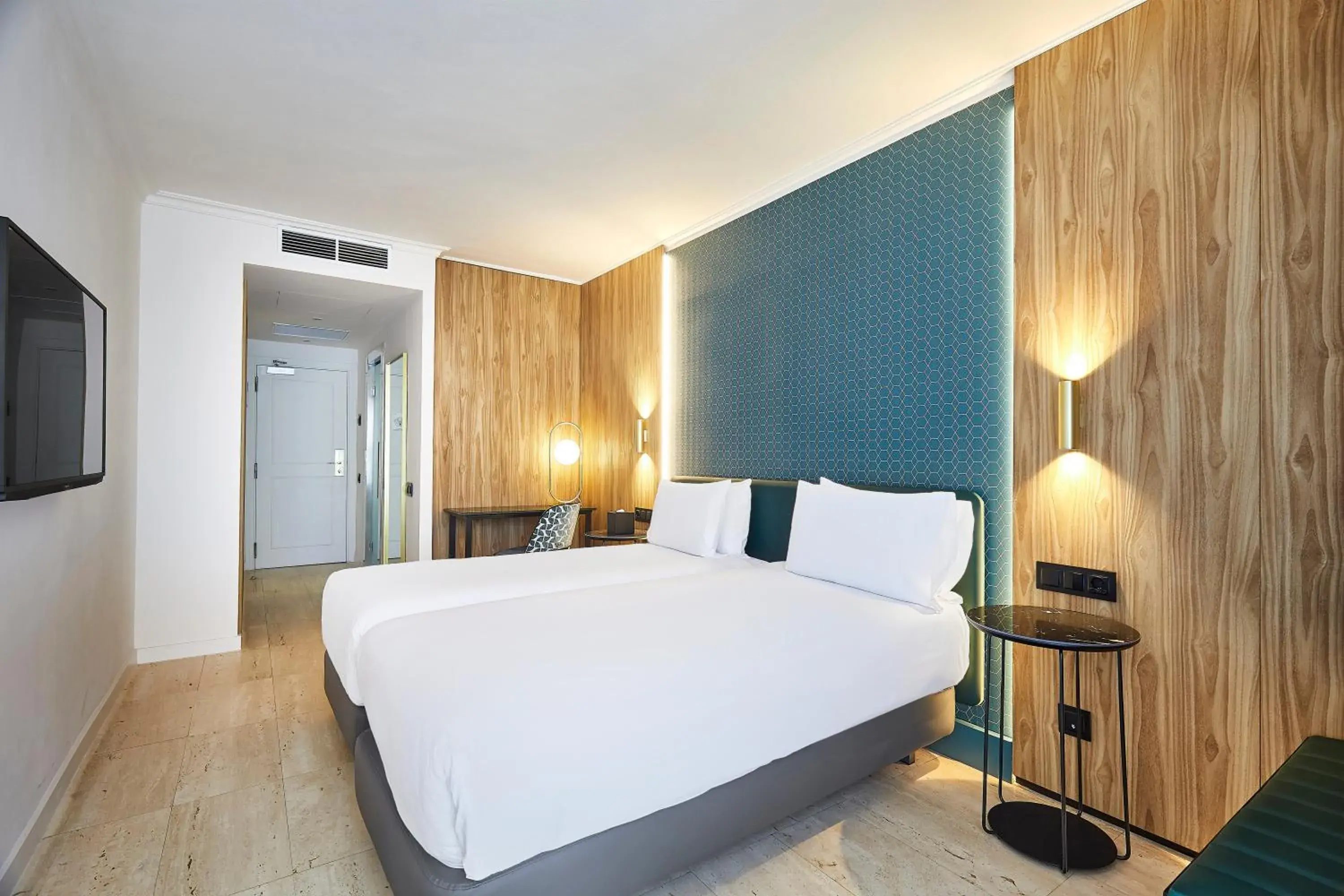 Bed in Exe Mitre Bed in Exe Mitre