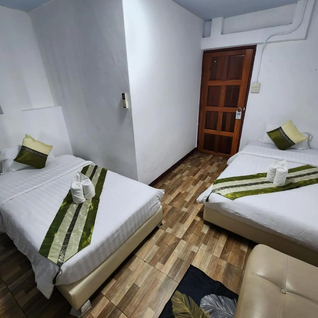 Chiangmai First House & Tour