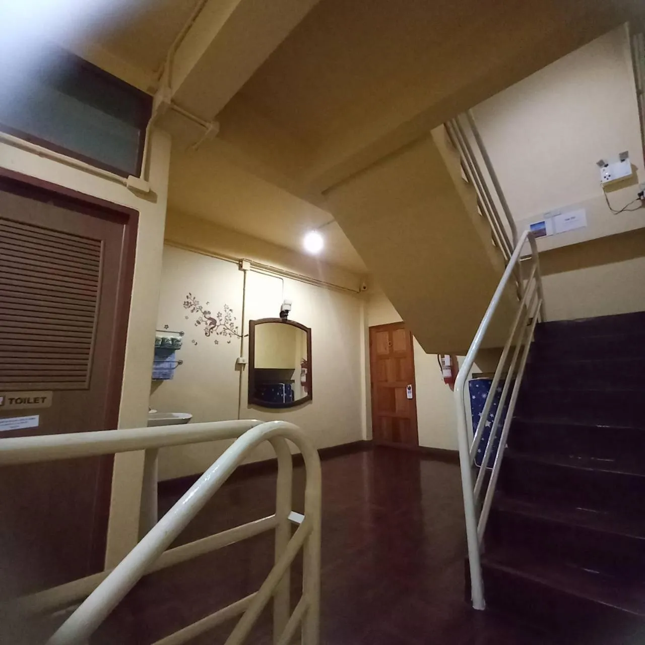 Chiangmai First House & Tour