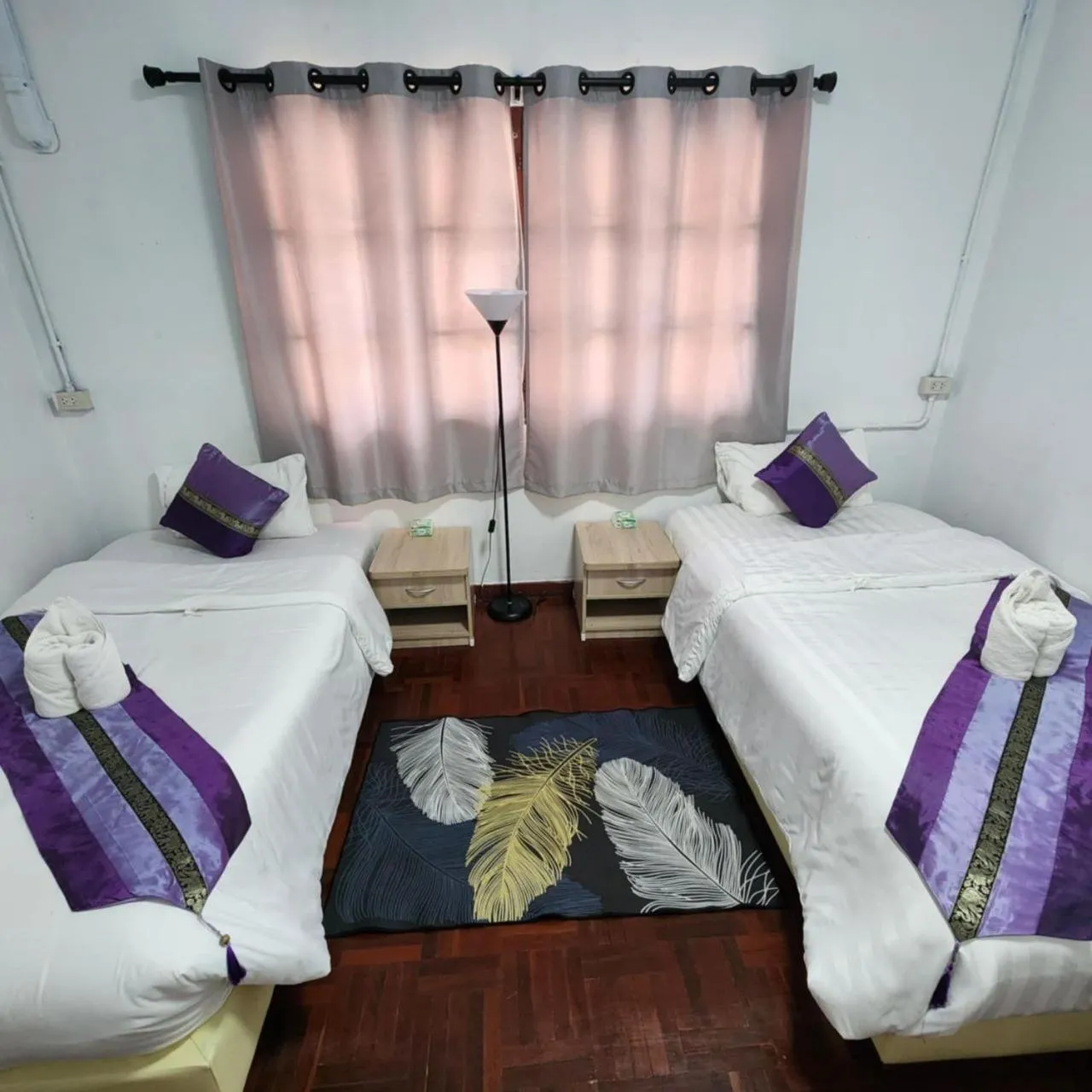 Chiangmai First House & Tour