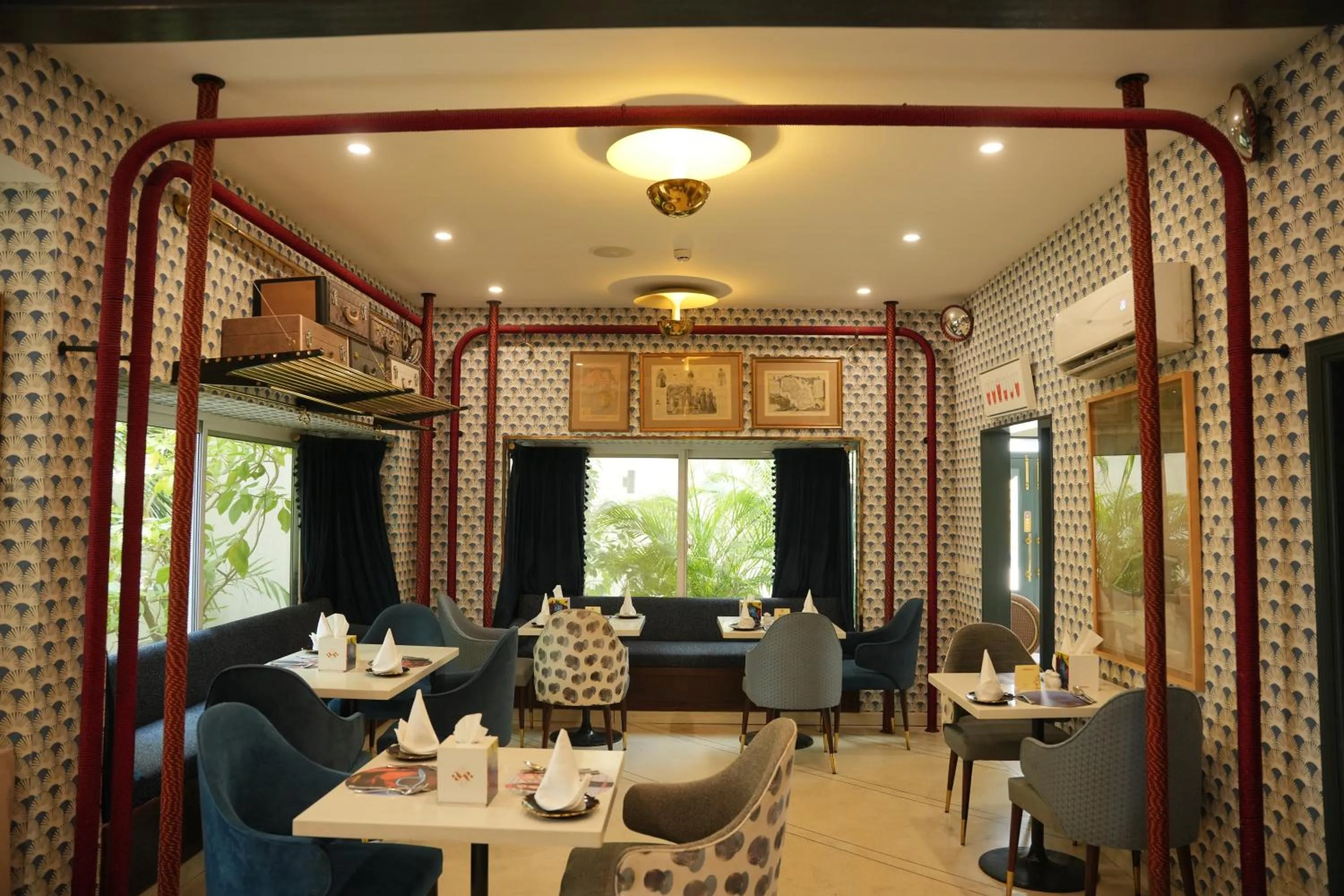 Restaurant/places to eat in Ambiance Boutique Art Hotel Karachi