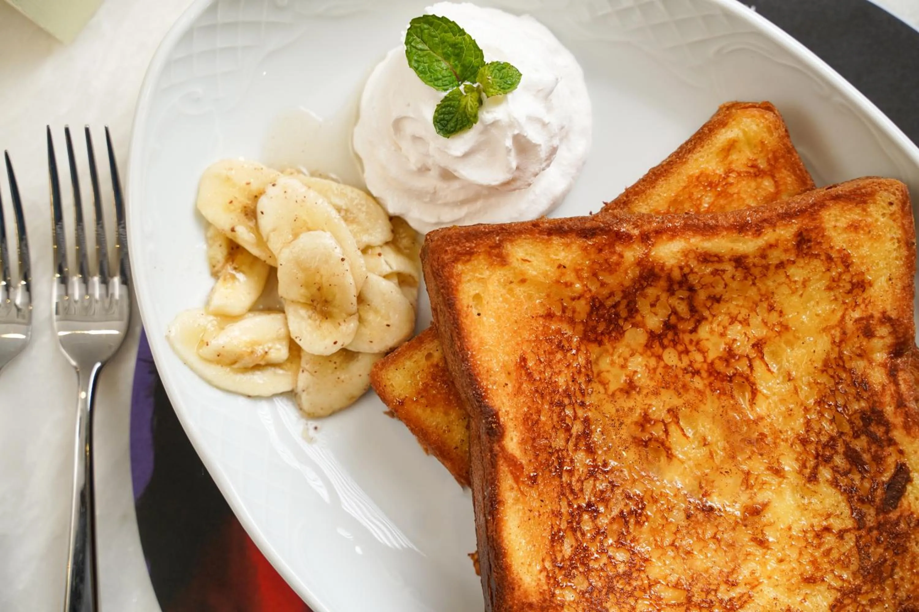 Continental breakfast in Ambiance Boutique Art Hotel Karachi