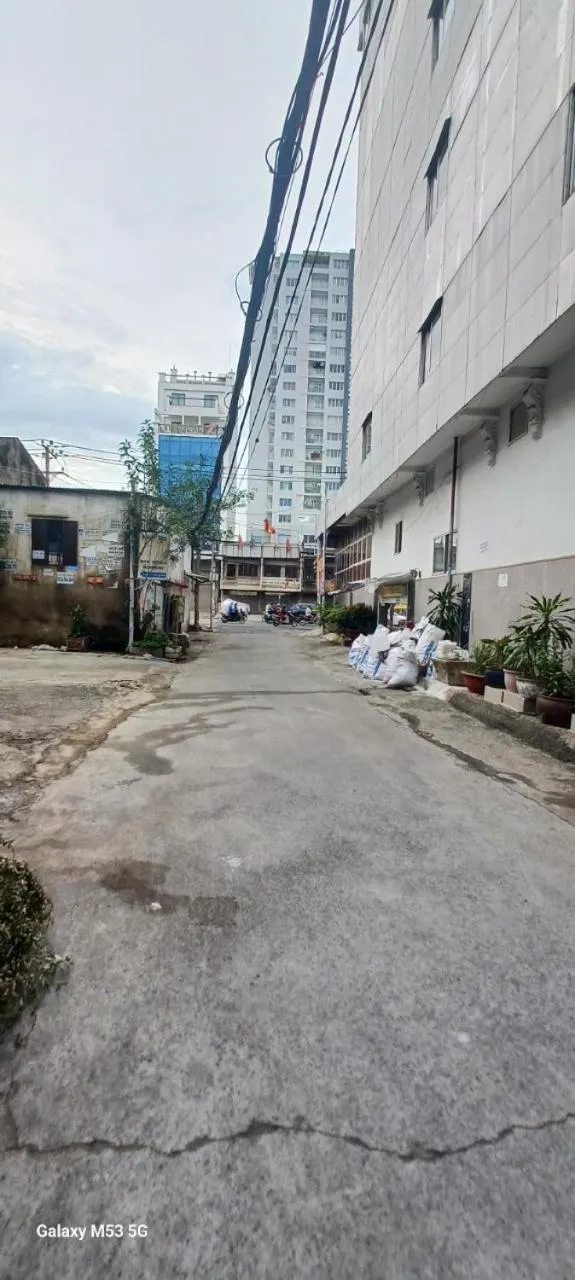 Street view in Nhat Binh 2 Hotel