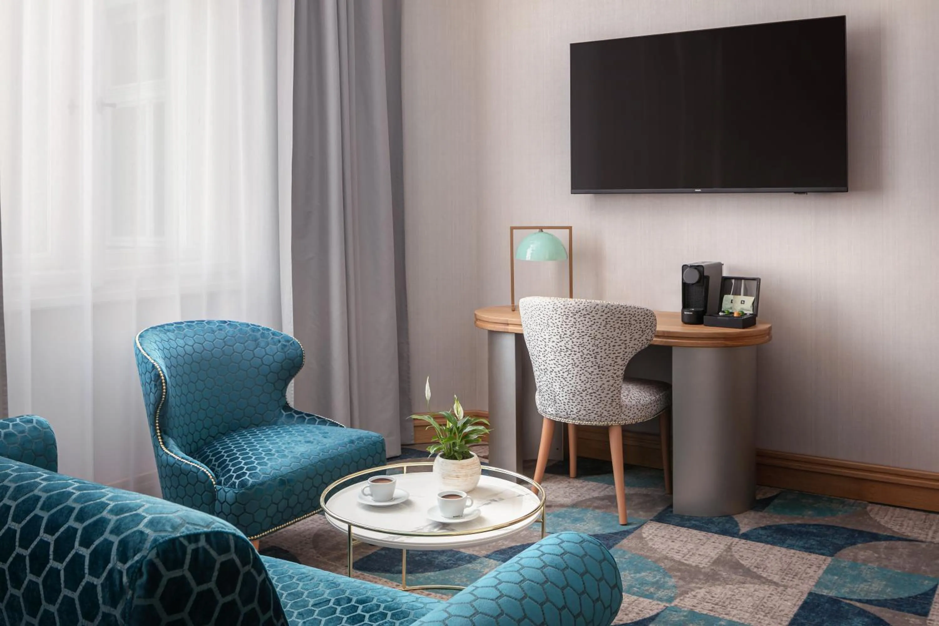 TV and multimedia in Allure Hotel & Residence Prague