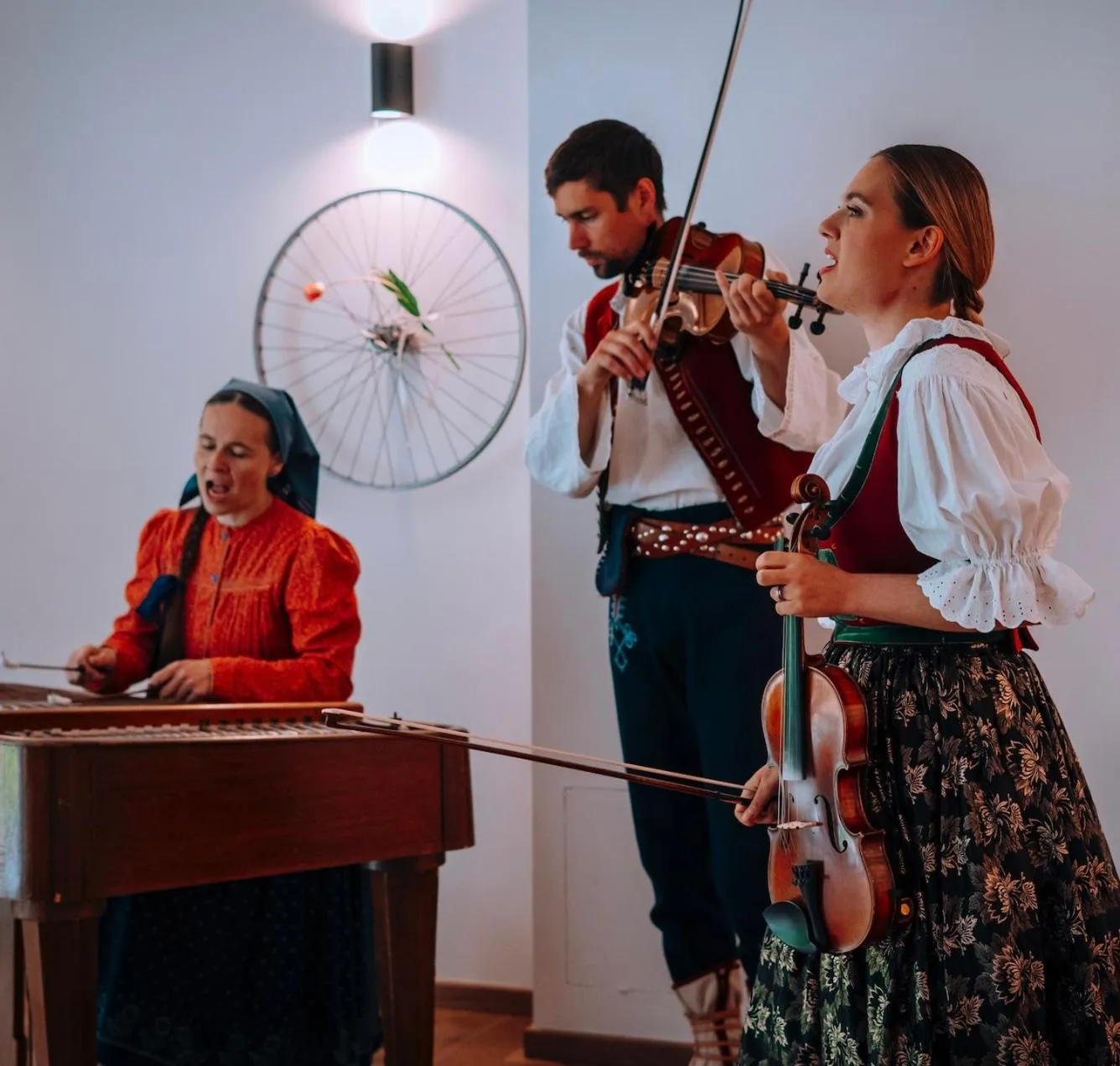 People in Hotel Edvard