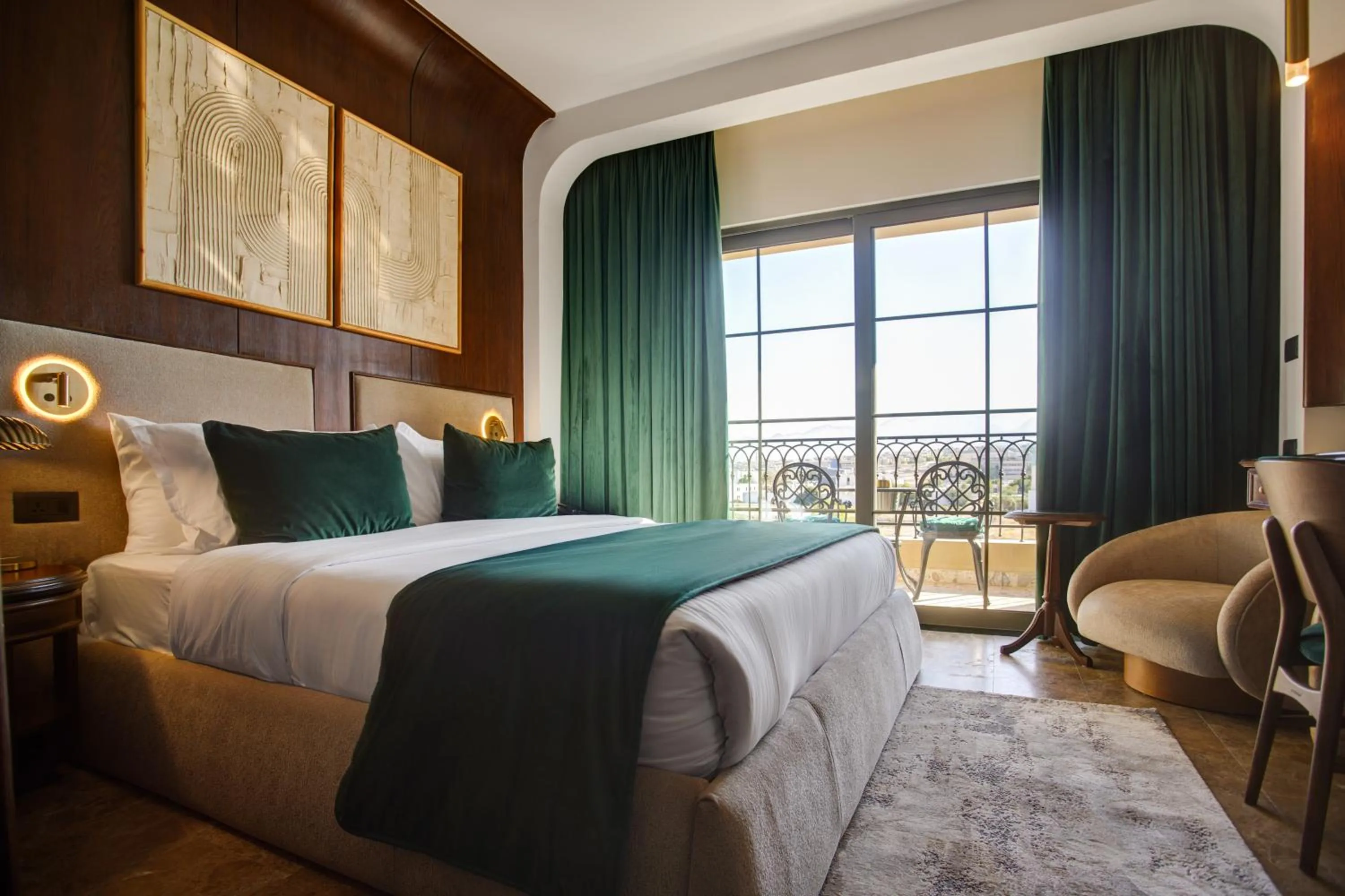 Bedroom in Bratus Hotel