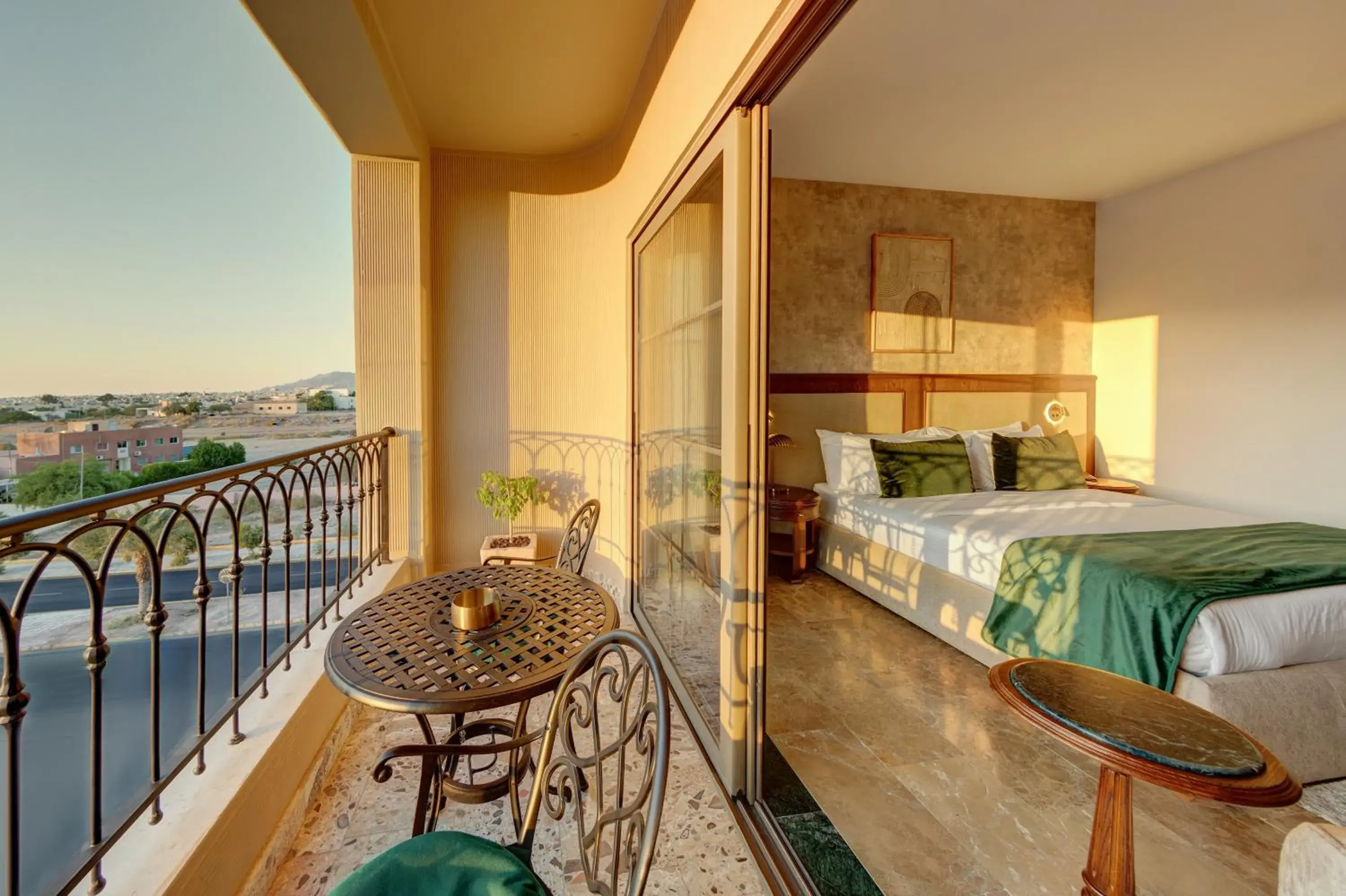 Deluxe Single Room with Balcony in Bratus Hotel Deluxe Single Room with Balcony in Bratus Hotel