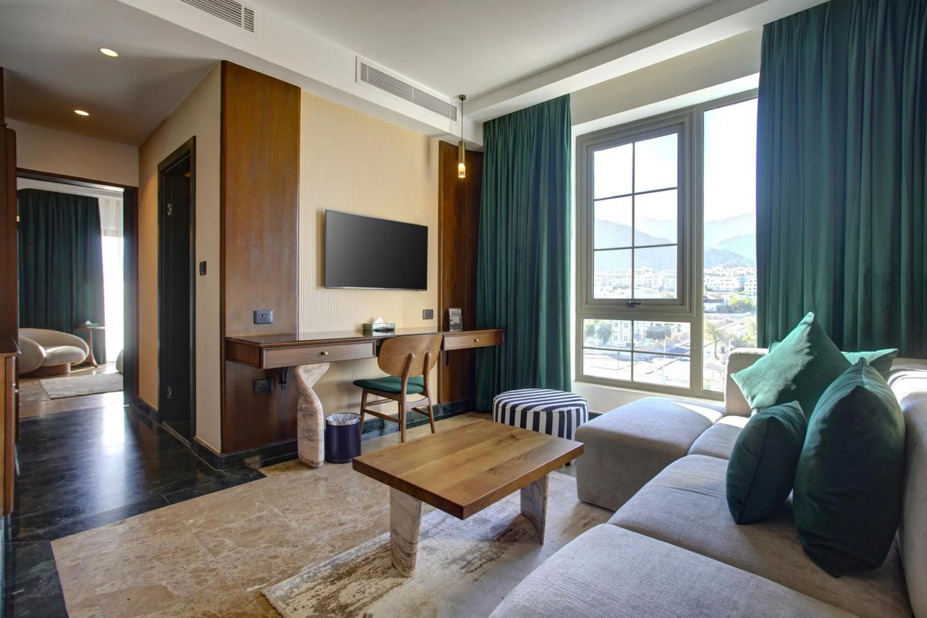 TV and multimedia in Bratus Hotel