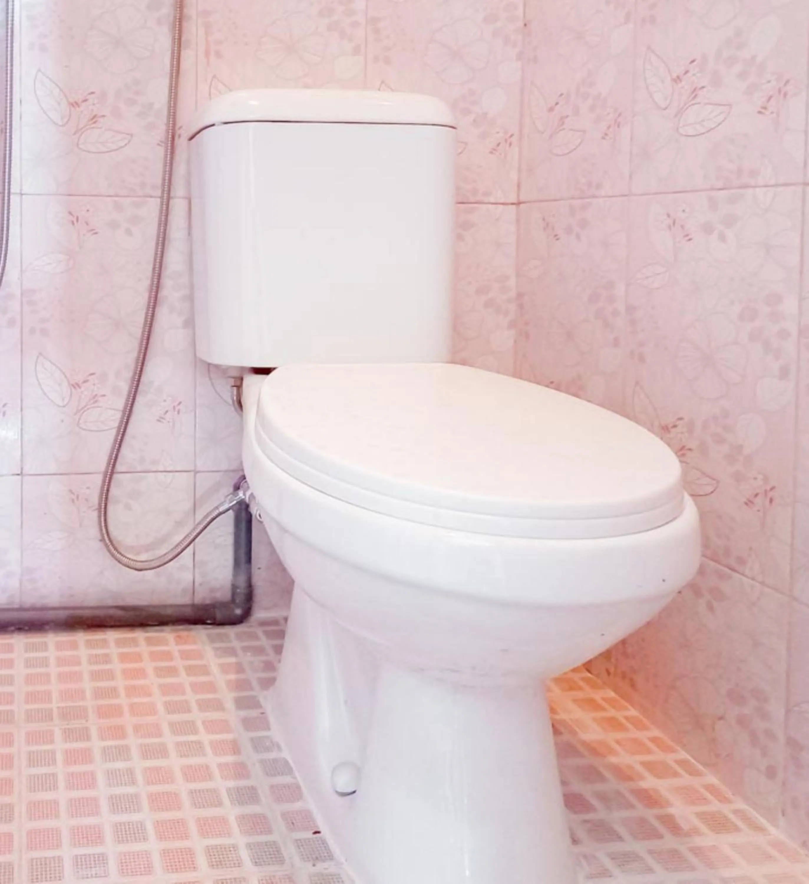 Bathroom in Hotel Gerung 2 near Luwes Mall Nganjuk Mitra RedDoorz