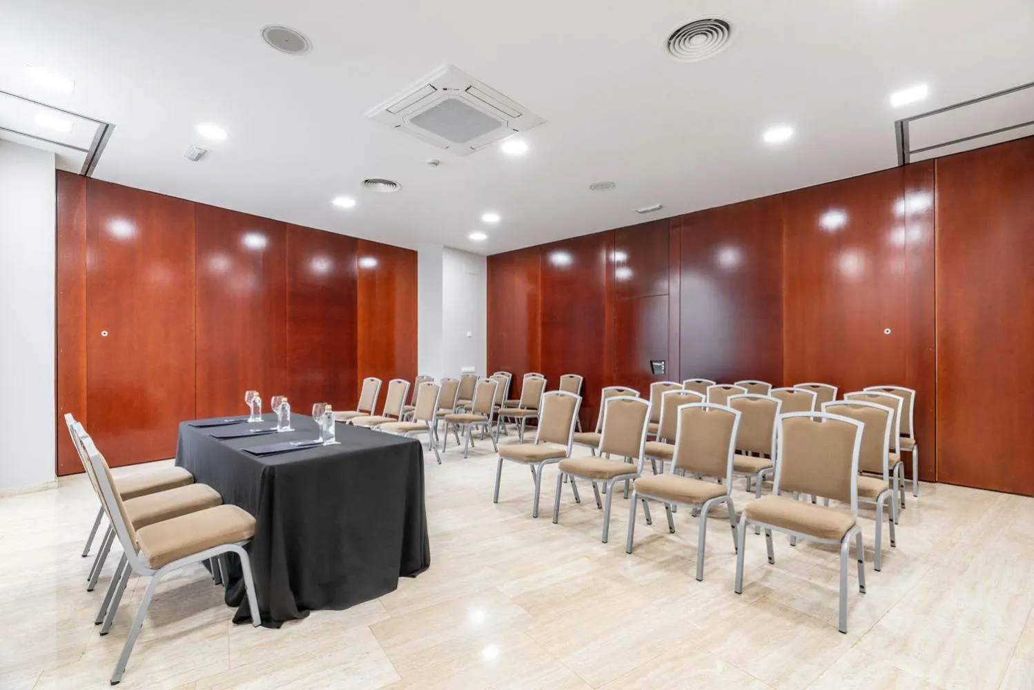 Meeting/conference room in Eurostars Ciudad de La Coruña