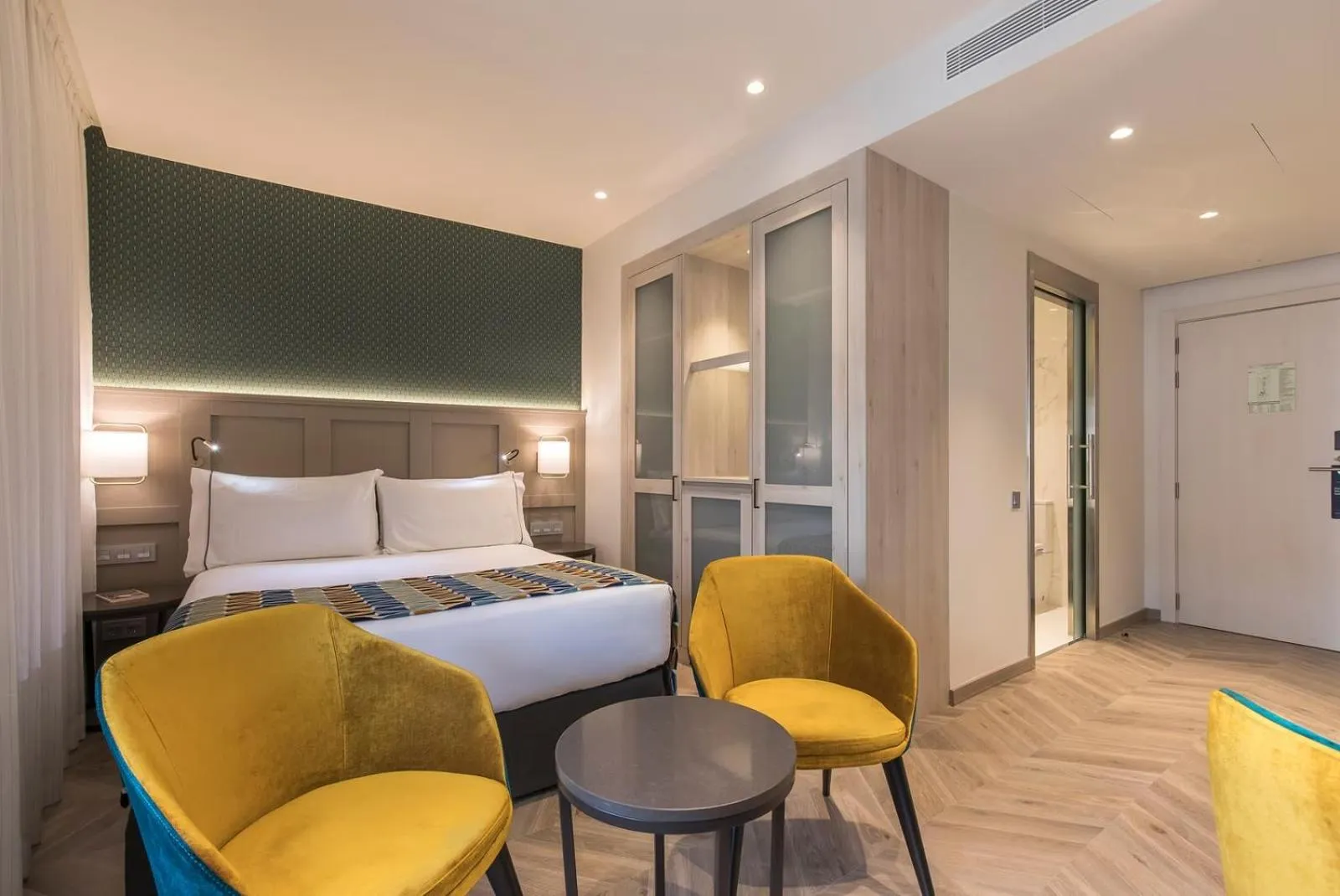 Bedroom, Bed in Eurostars Puerta Real