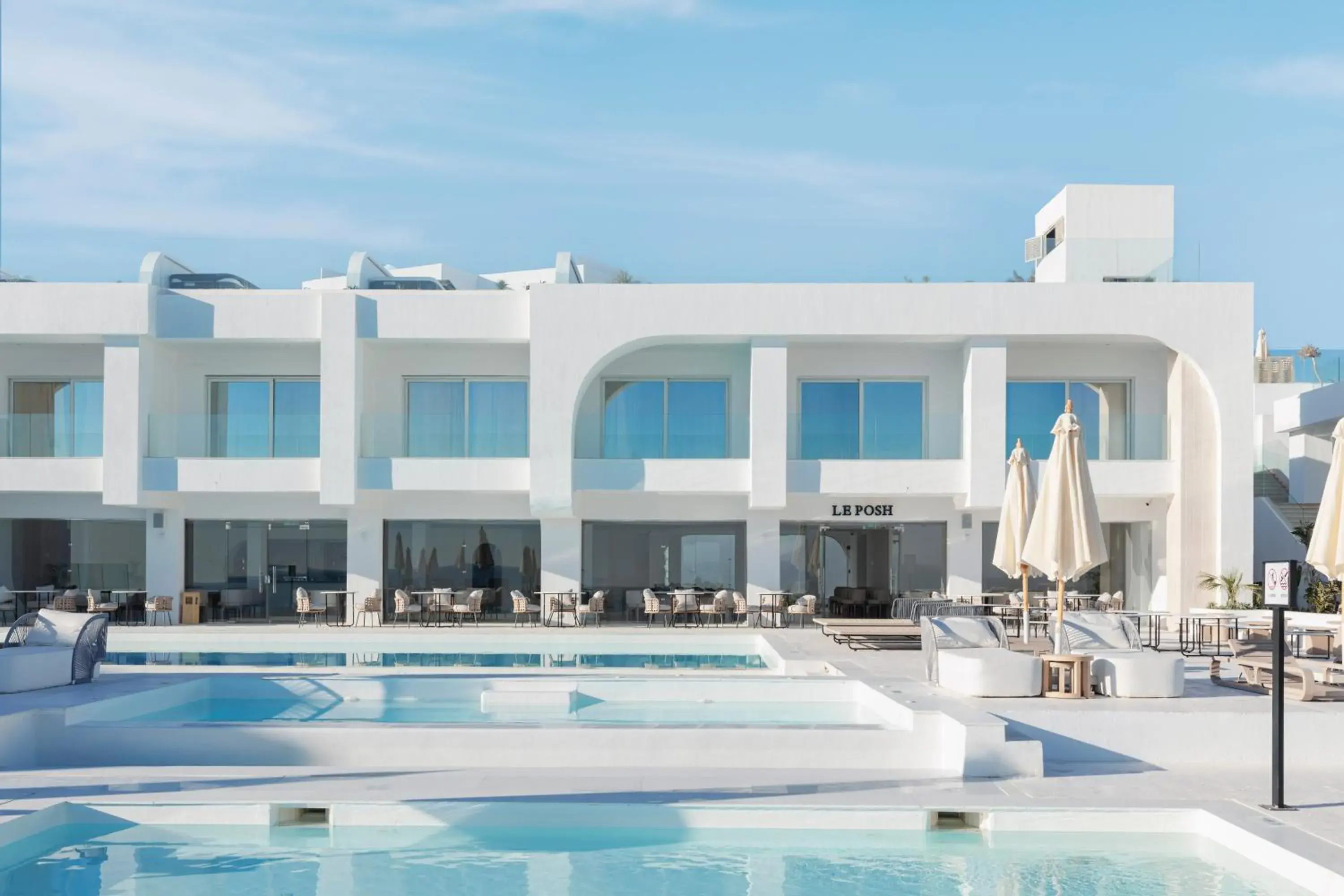 Restaurant/places to eat in White Hills Resort Restaurant/places to eat in White Hills Resort