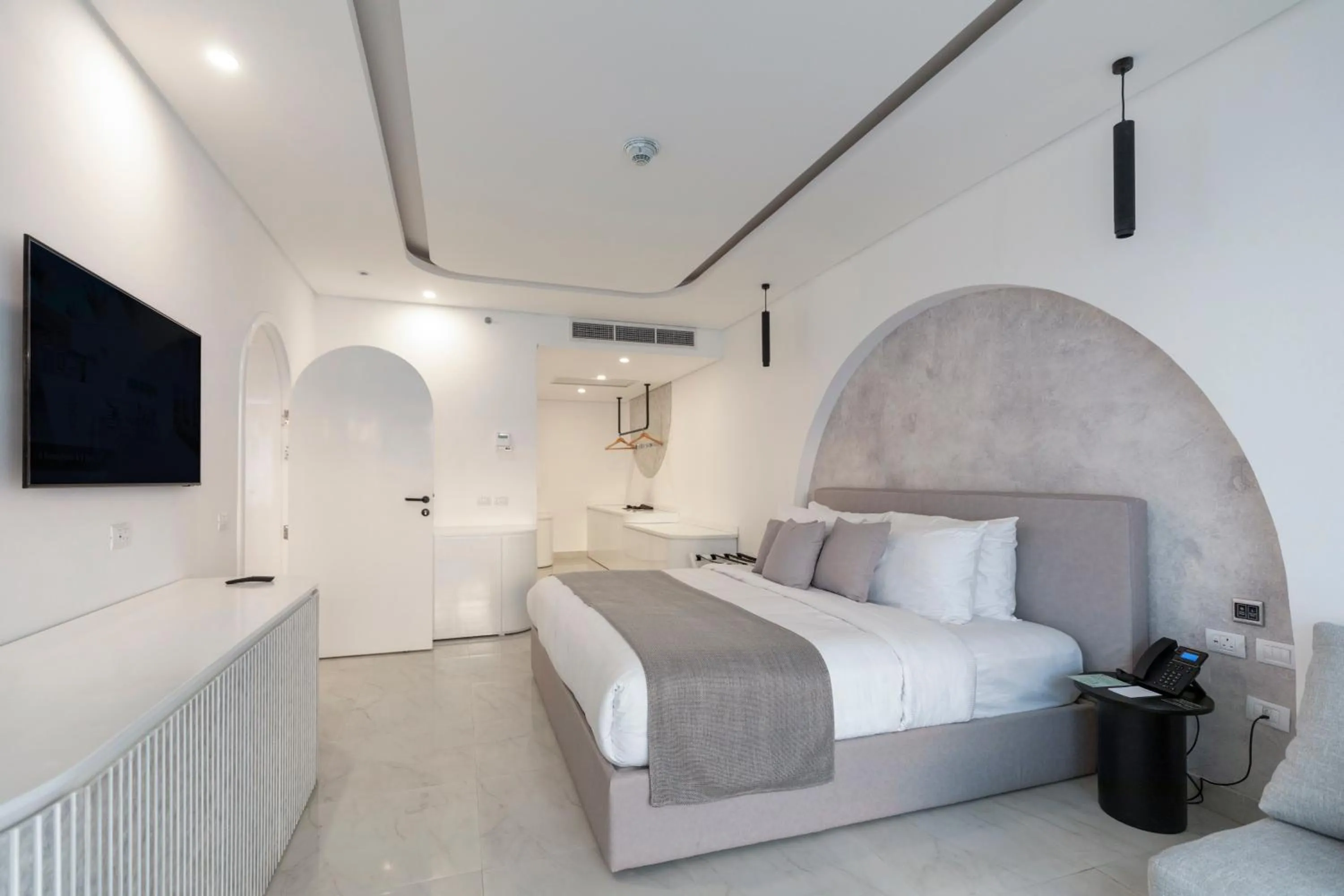 Bedroom, Bed in White Hills Resort