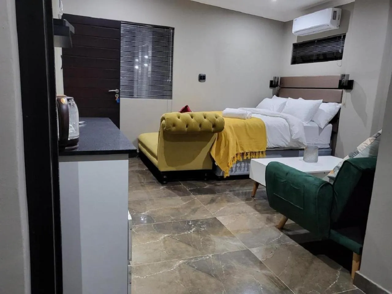 Bed in @ 21 Guest House