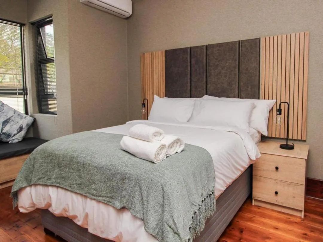 Bed in @ 21 Guest House