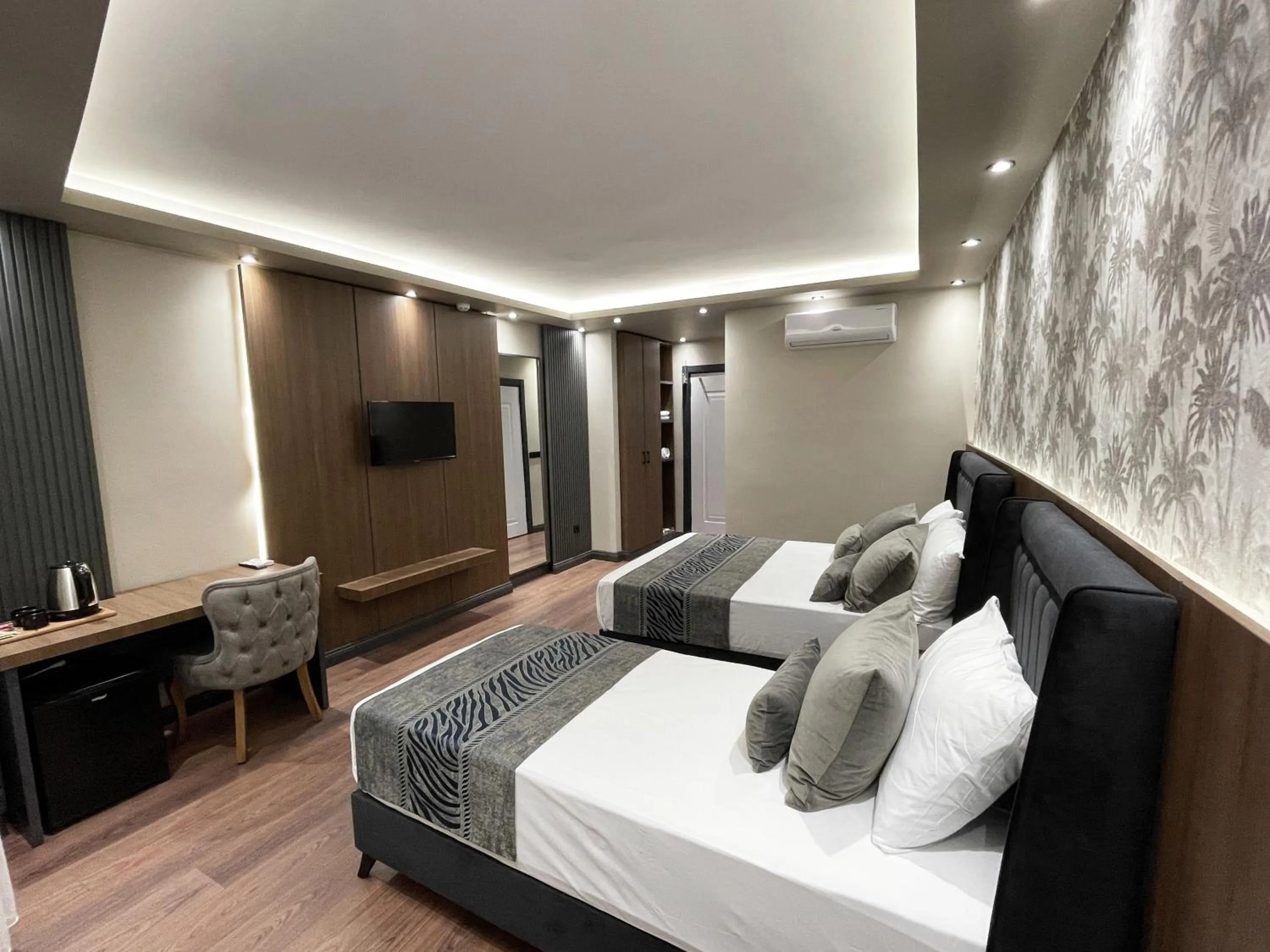 Bed in GRAND ÜSKÜDAR OTEL