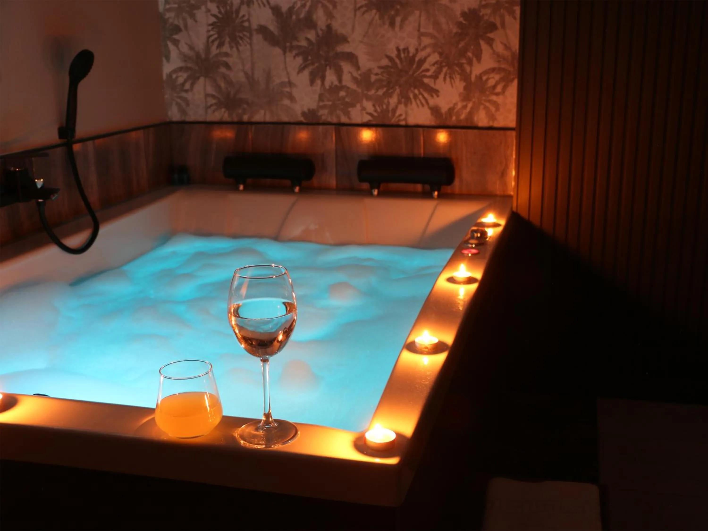 Hot Tub in GRAND ÜSKÜDAR OTEL