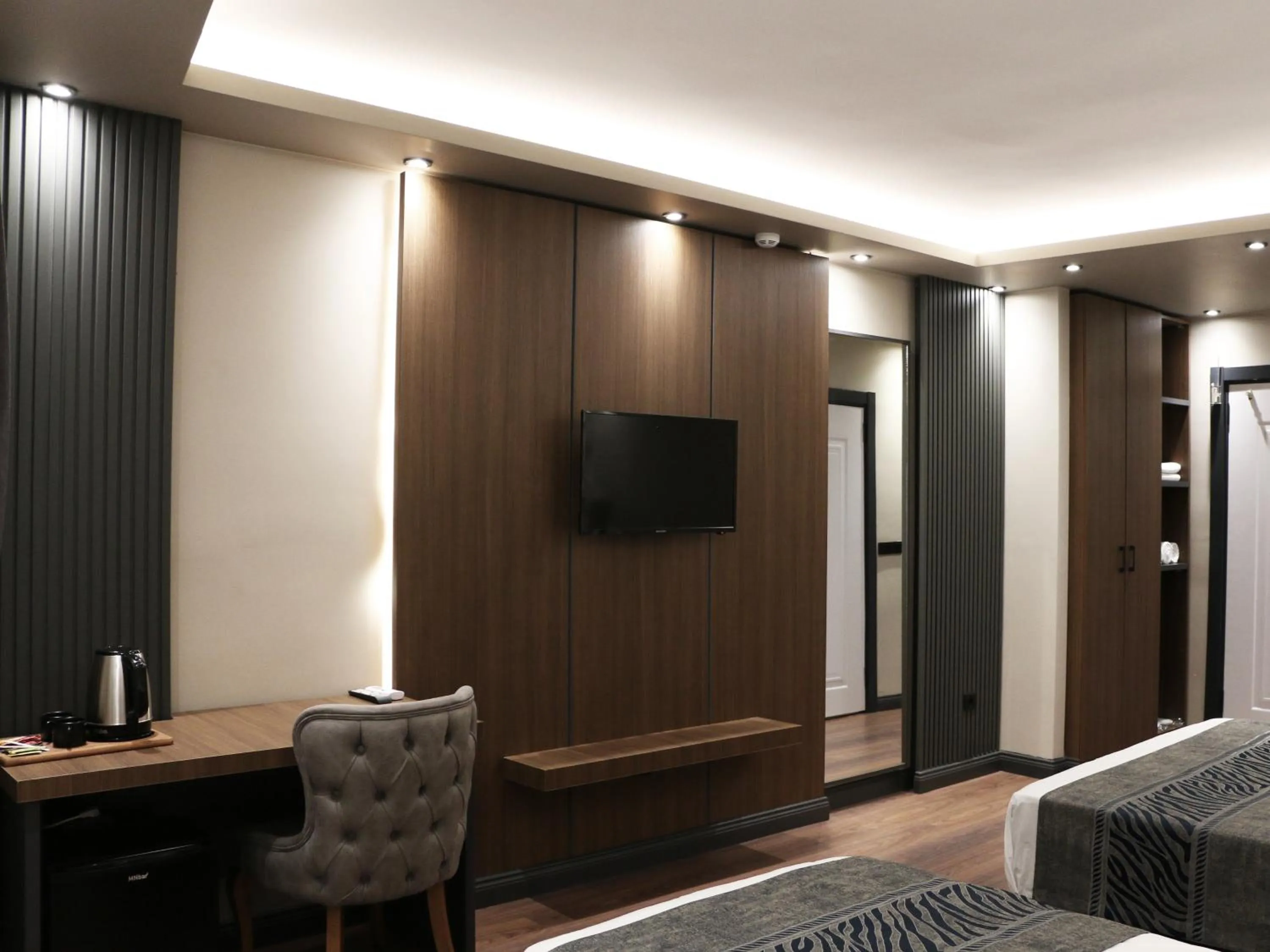 TV and multimedia, Bed in GRAND ÜSKÜDAR OTEL