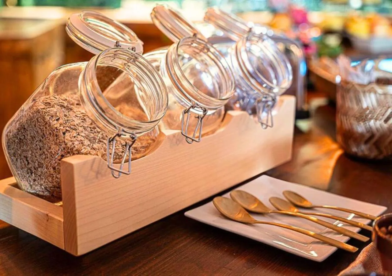 Restaurant/places to eat in Hotel Ecolife Tenerife