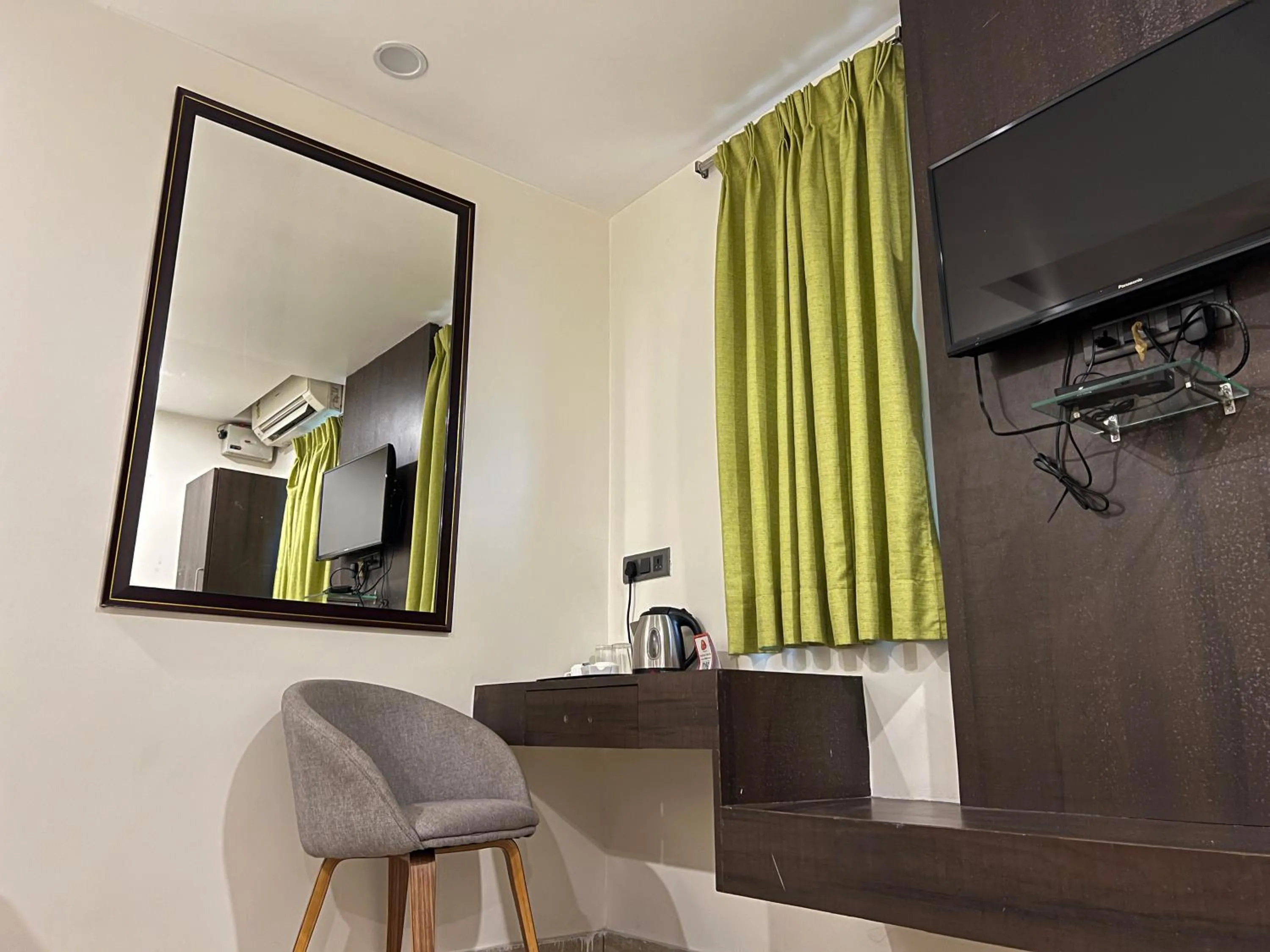 TV and multimedia in Diviyum Manor