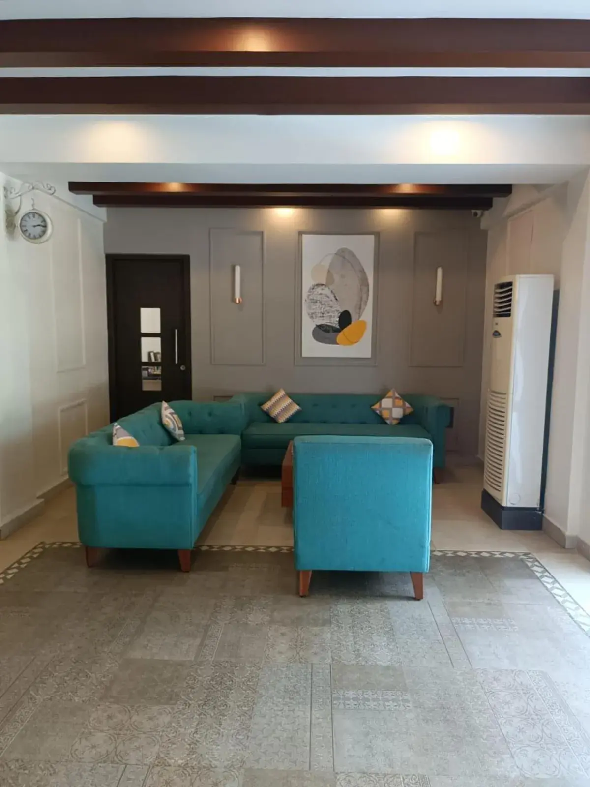 Lobby or reception in Diviyum Manor Lobby or reception in Diviyum Manor