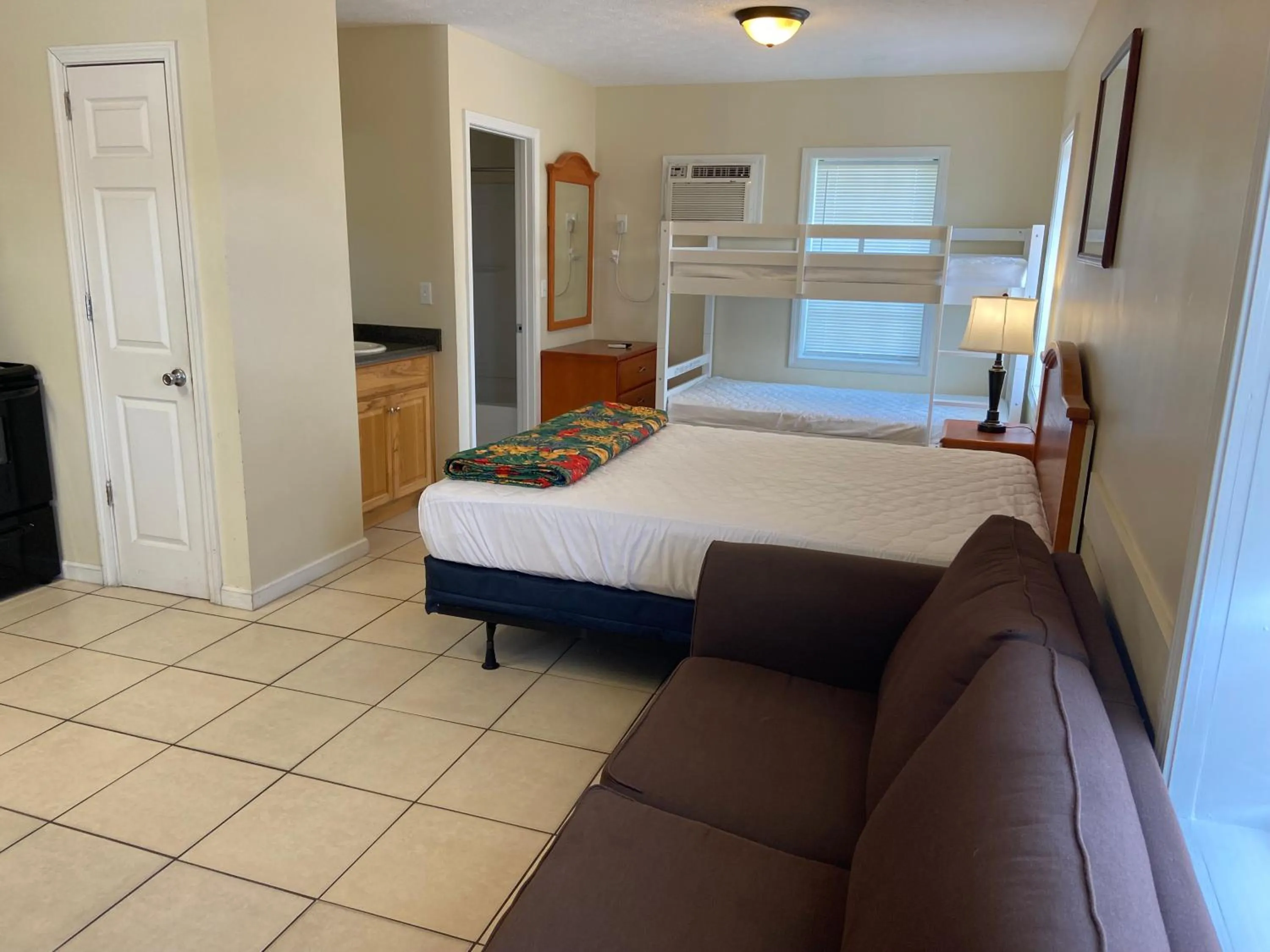 Bed in Cottages Christian Retreat