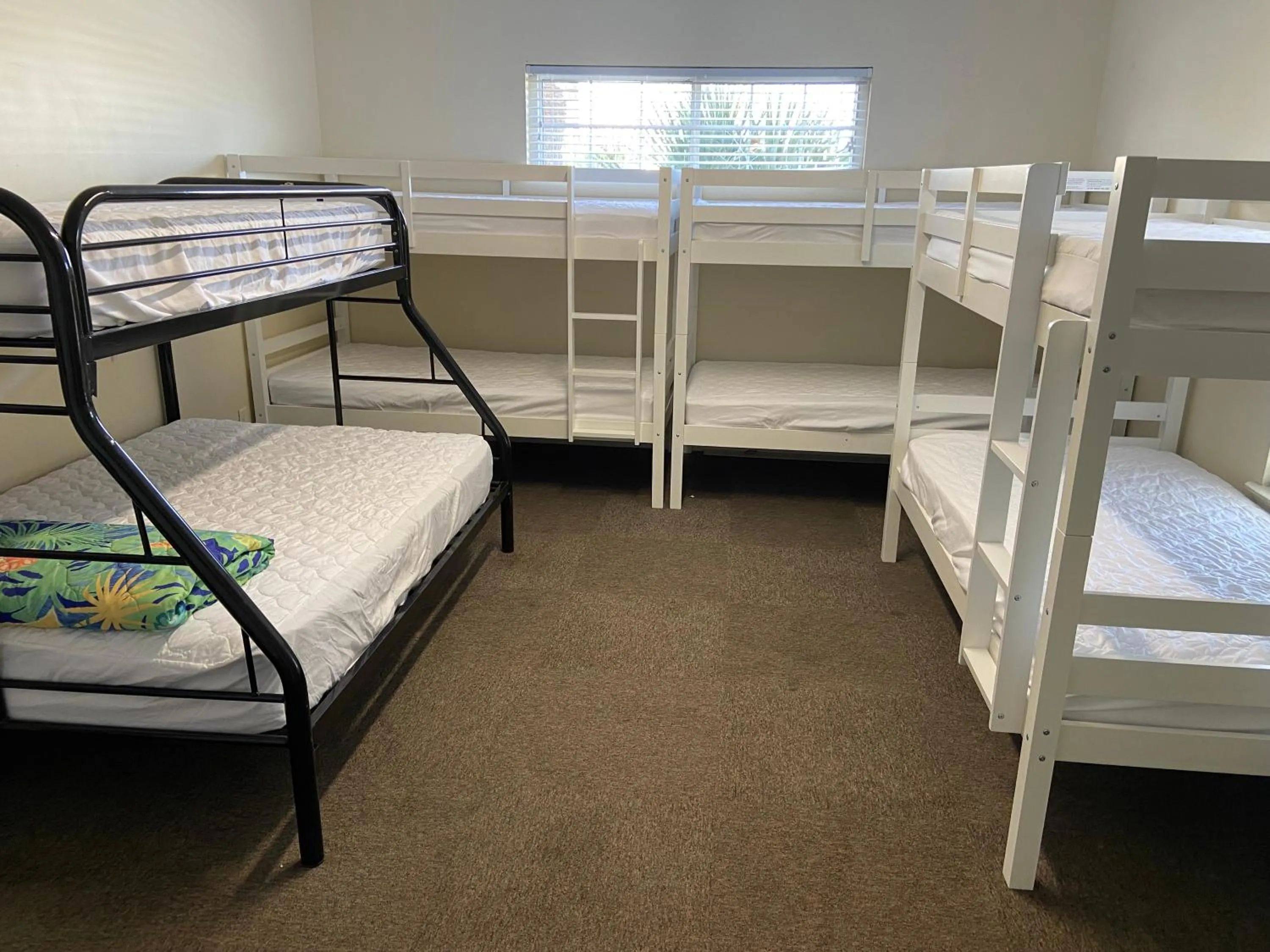 Bed in Cottages Christian Retreat