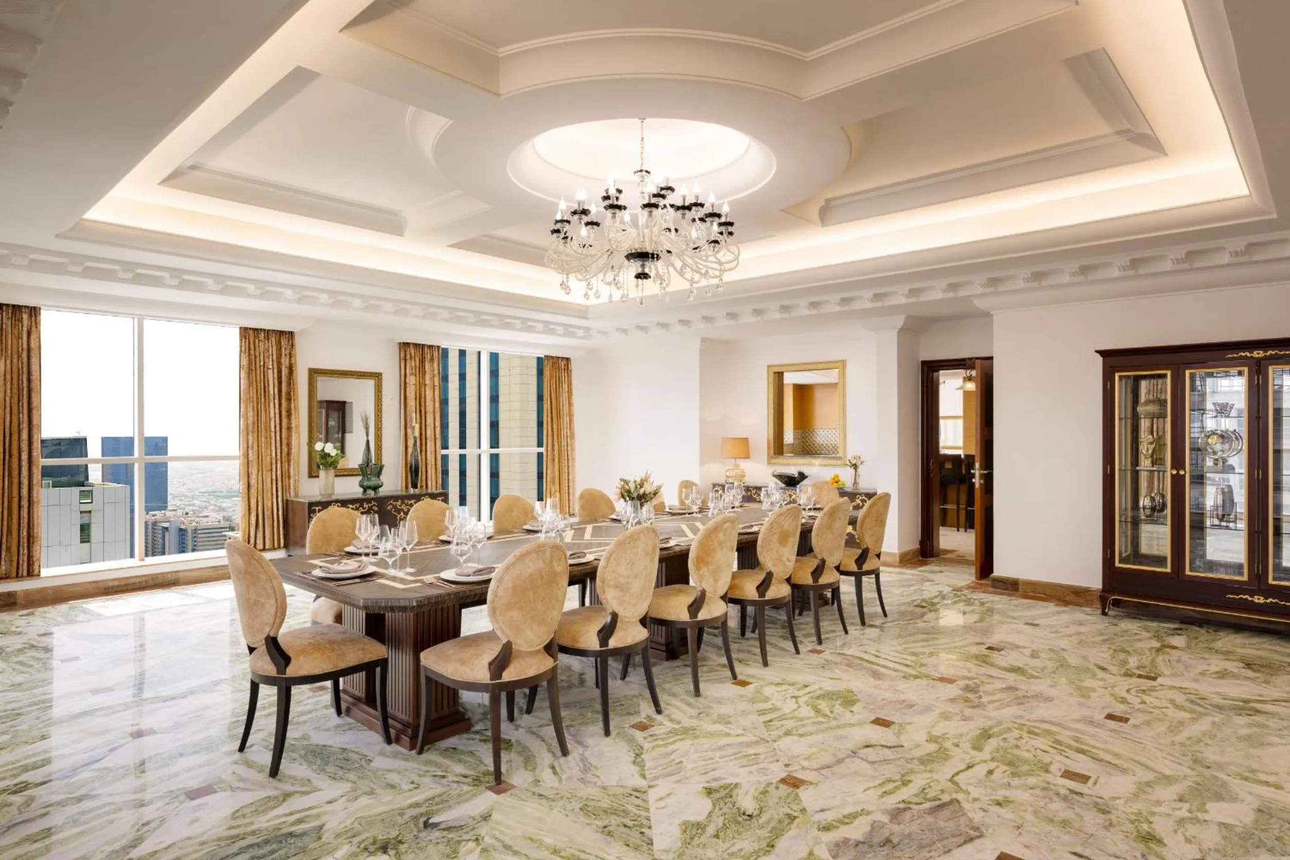 Dining area in Dusit Hotel & Suites - Doha