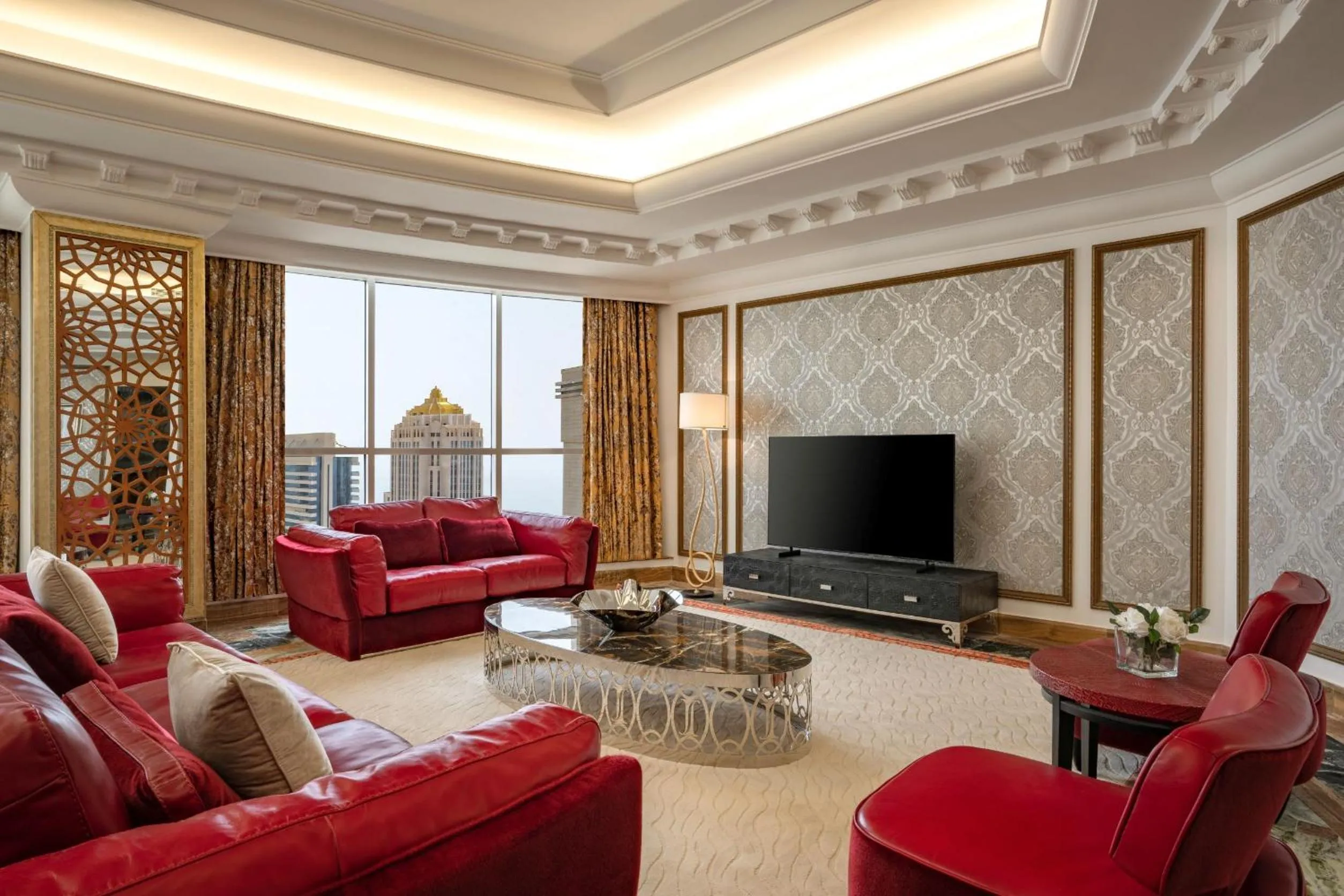 TV and multimedia in Dusit Hotel & Suites - Doha