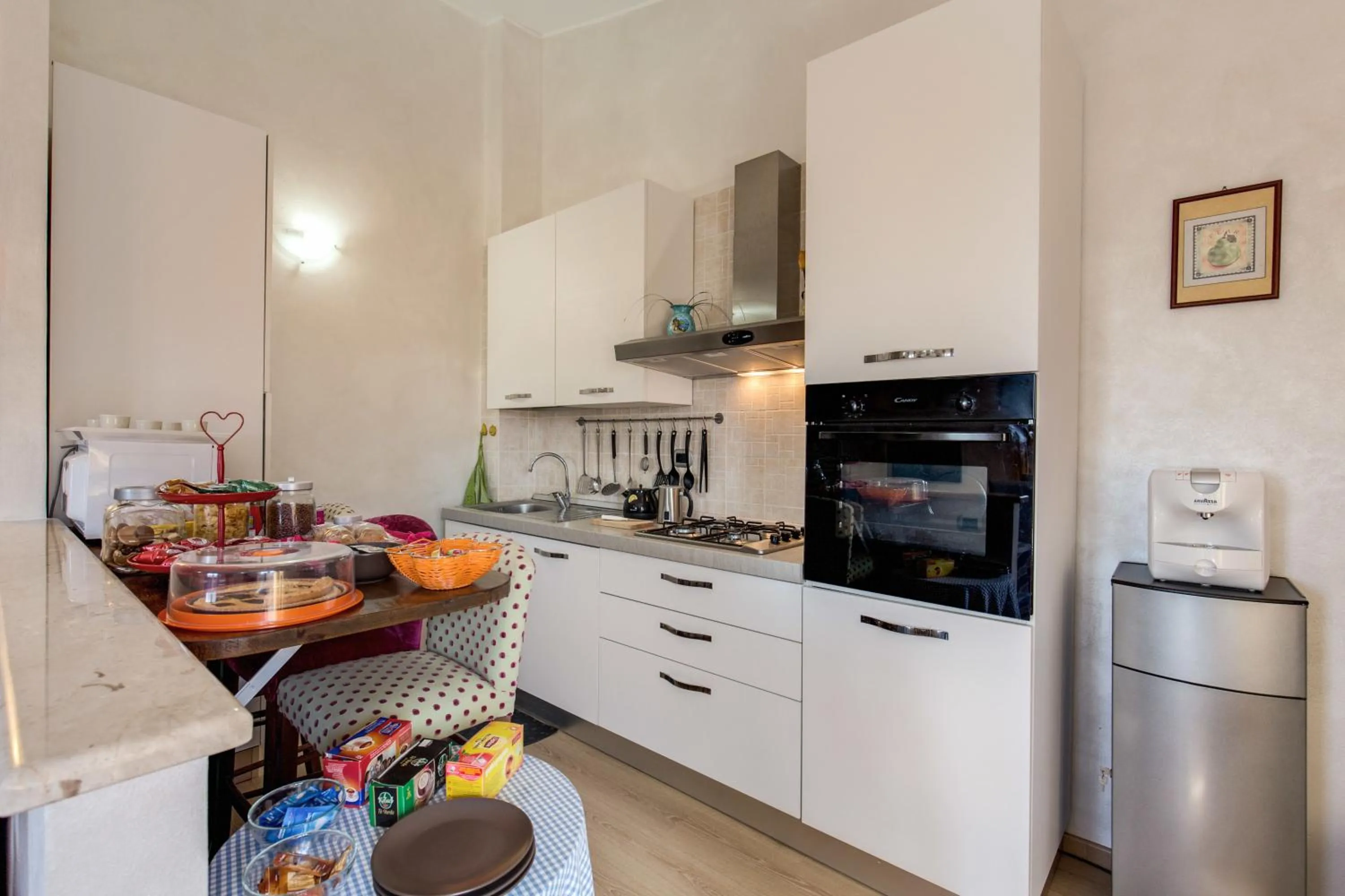 Kitchen or kitchenette in Zen B&B