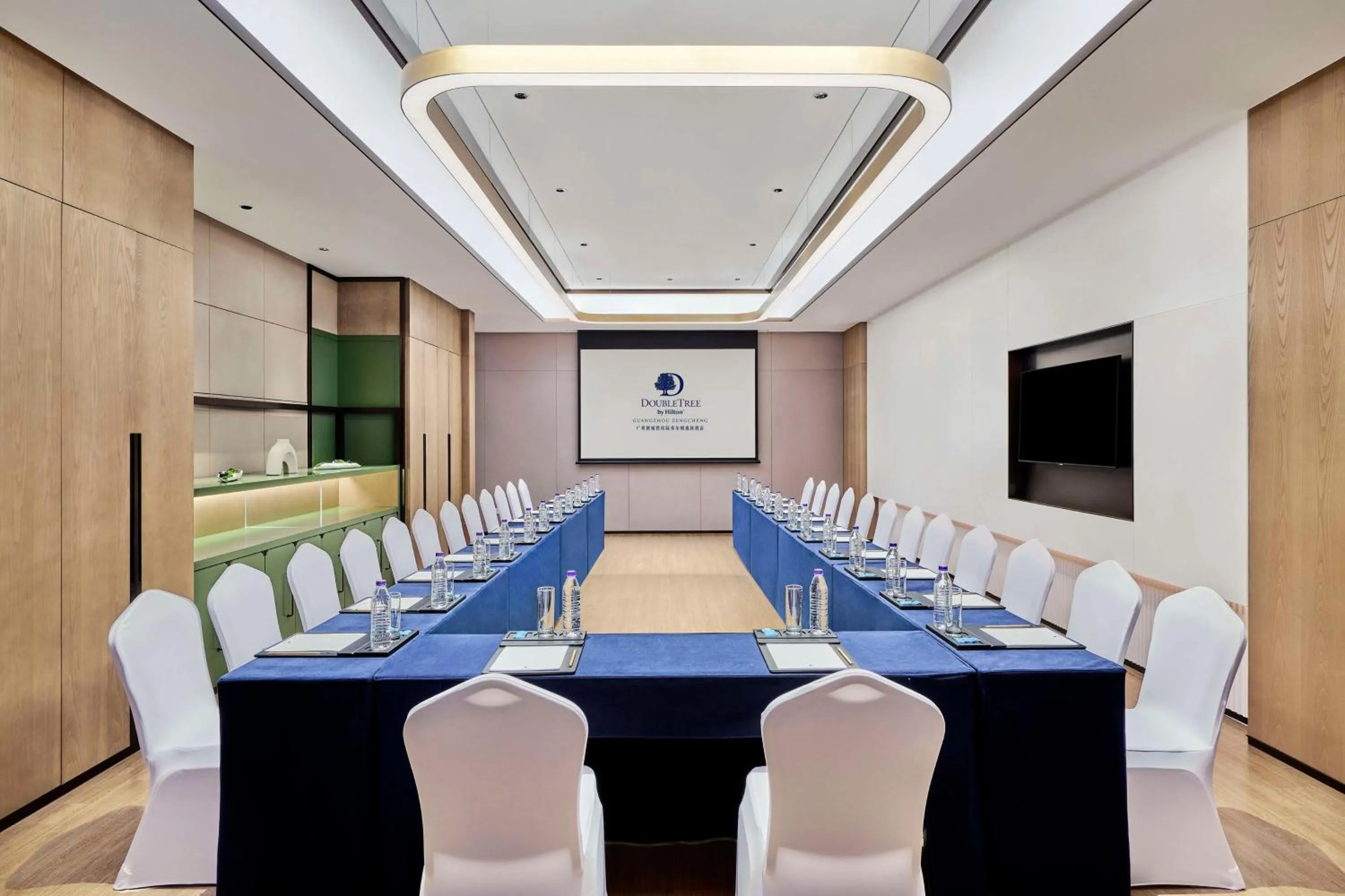 Meeting/conference room in DoubleTree by Hilton Guangzhou Zengcheng - Canton Fair Free Shuttle Bus