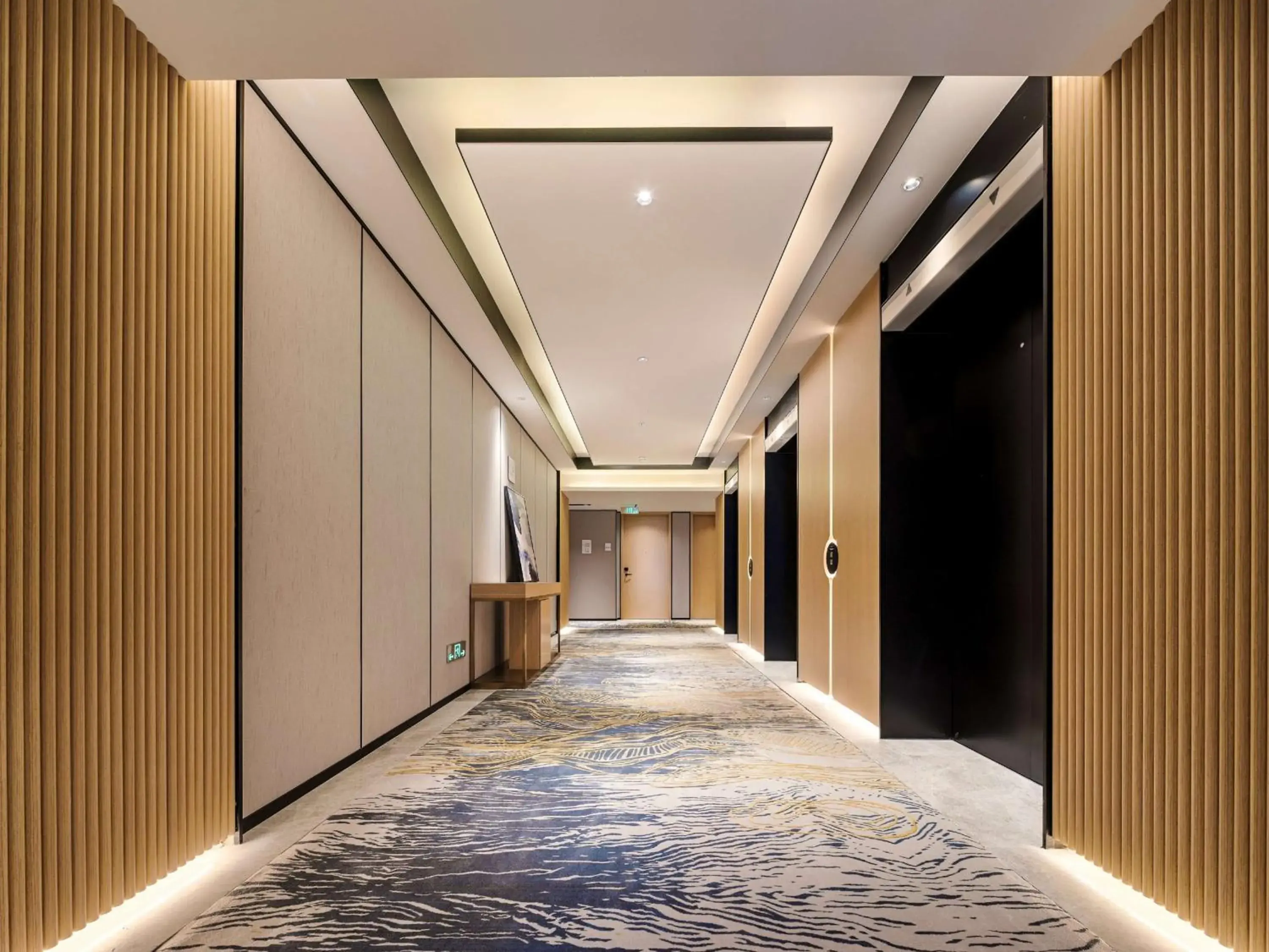 Property building in Hilton Garden Inn Hefei Binhu New District Property building in Hilton Garden Inn Hefei Binhu New District