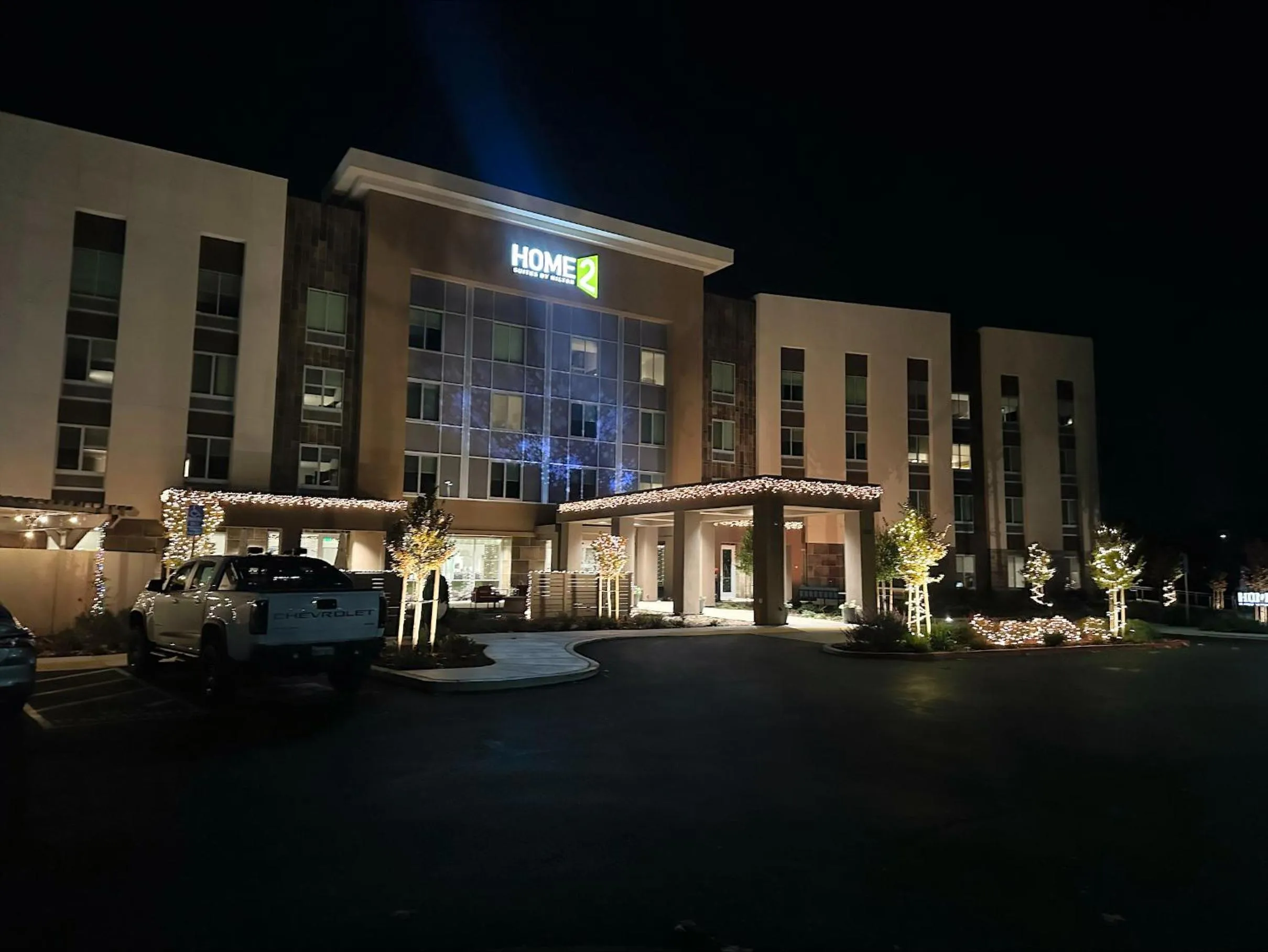 Property building in Home2 Suites By Hilton Petaluma