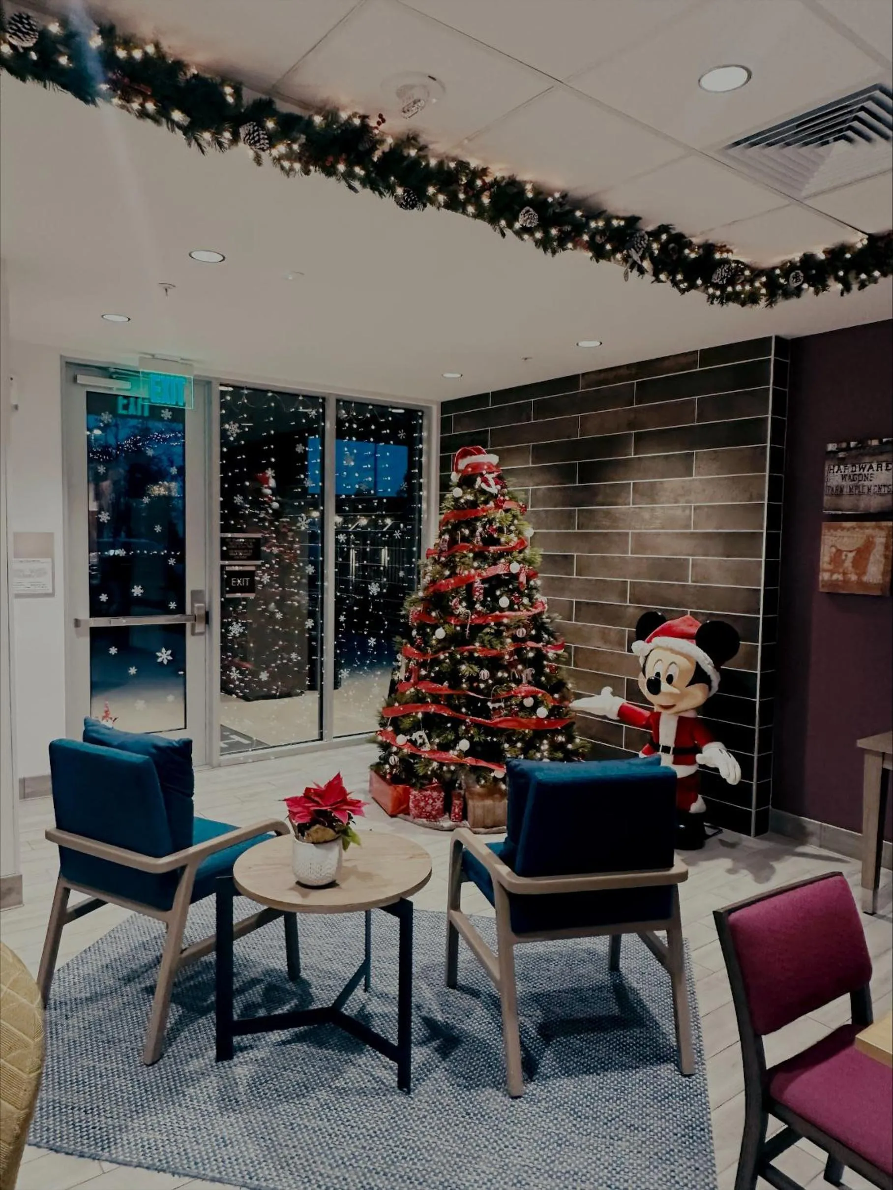 Property building in Home2 Suites By Hilton Petaluma