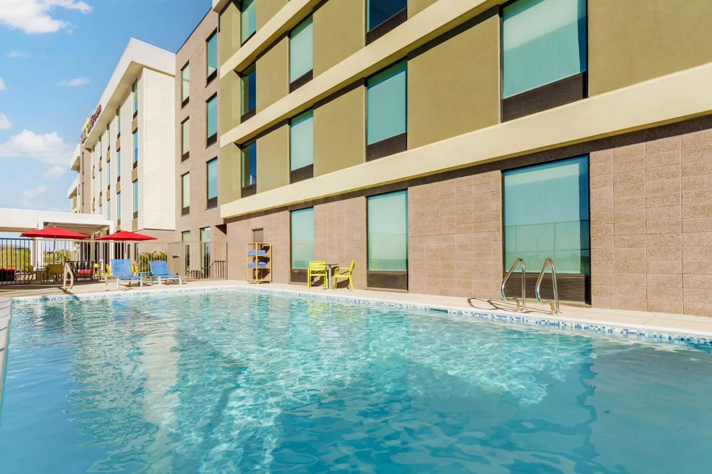 Pool view in Home2 Suites By Hilton North Scottsdale Near Mayo Clinic Pool view in Home2 Suites By Hilton North Scottsdale Near Mayo Clinic