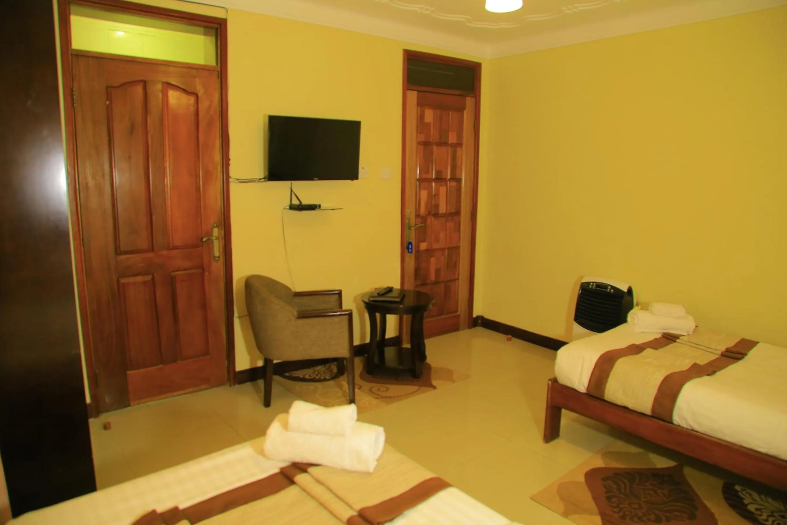 TV and multimedia, Bed in Royal Victoria House Ltd