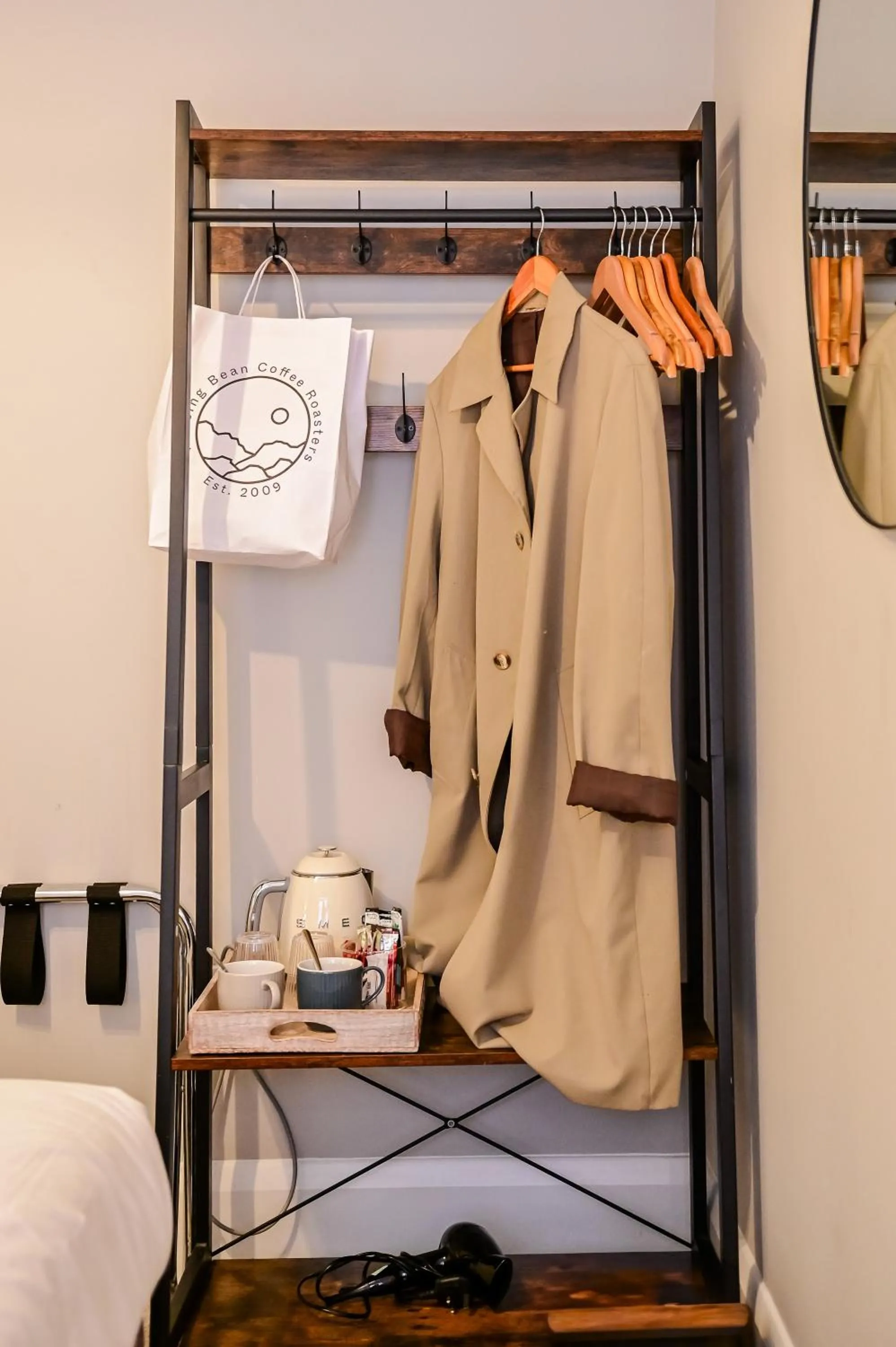 wardrobe in No.192 Oxford