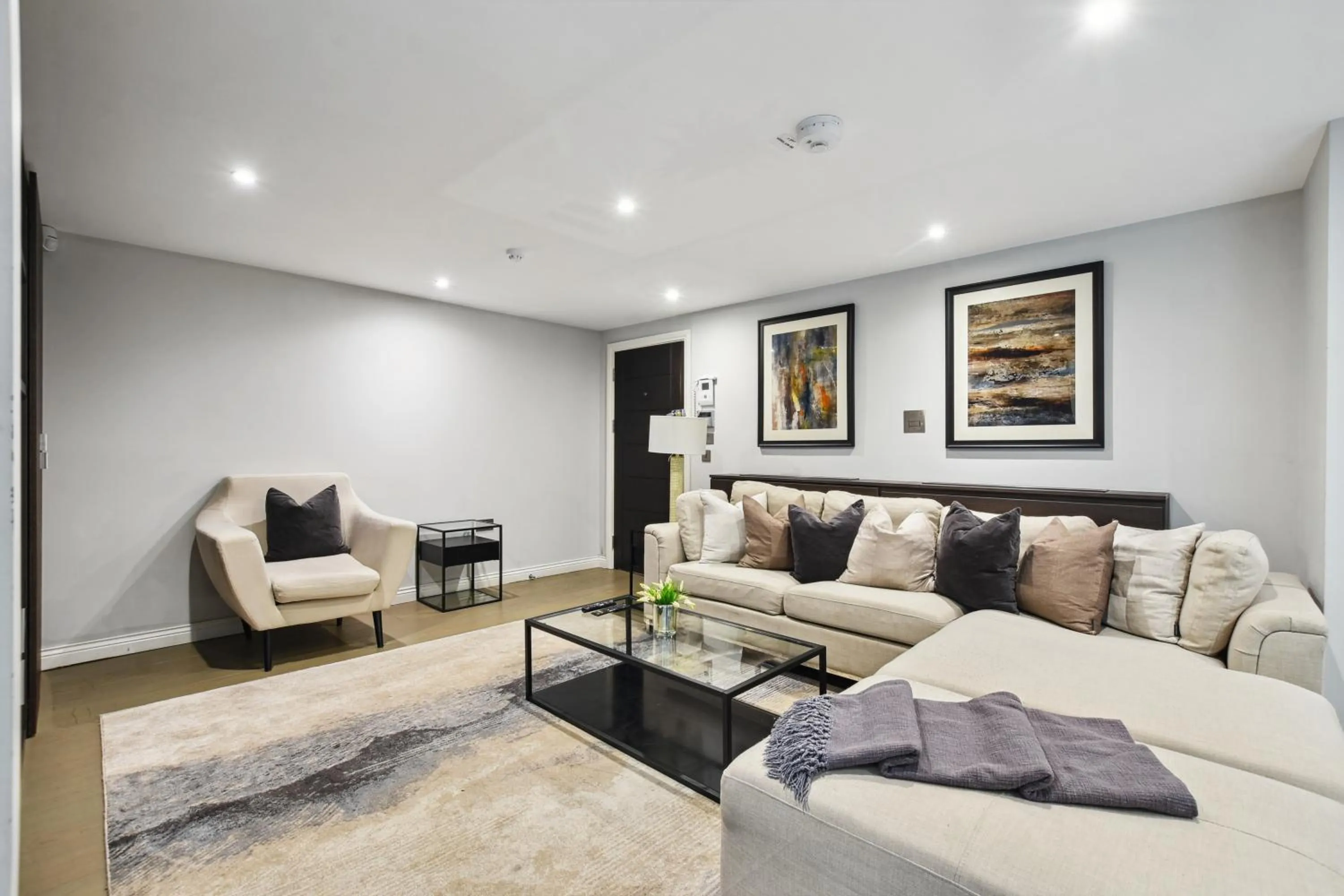 Buckingham Palace Residences by Aeria Apartments