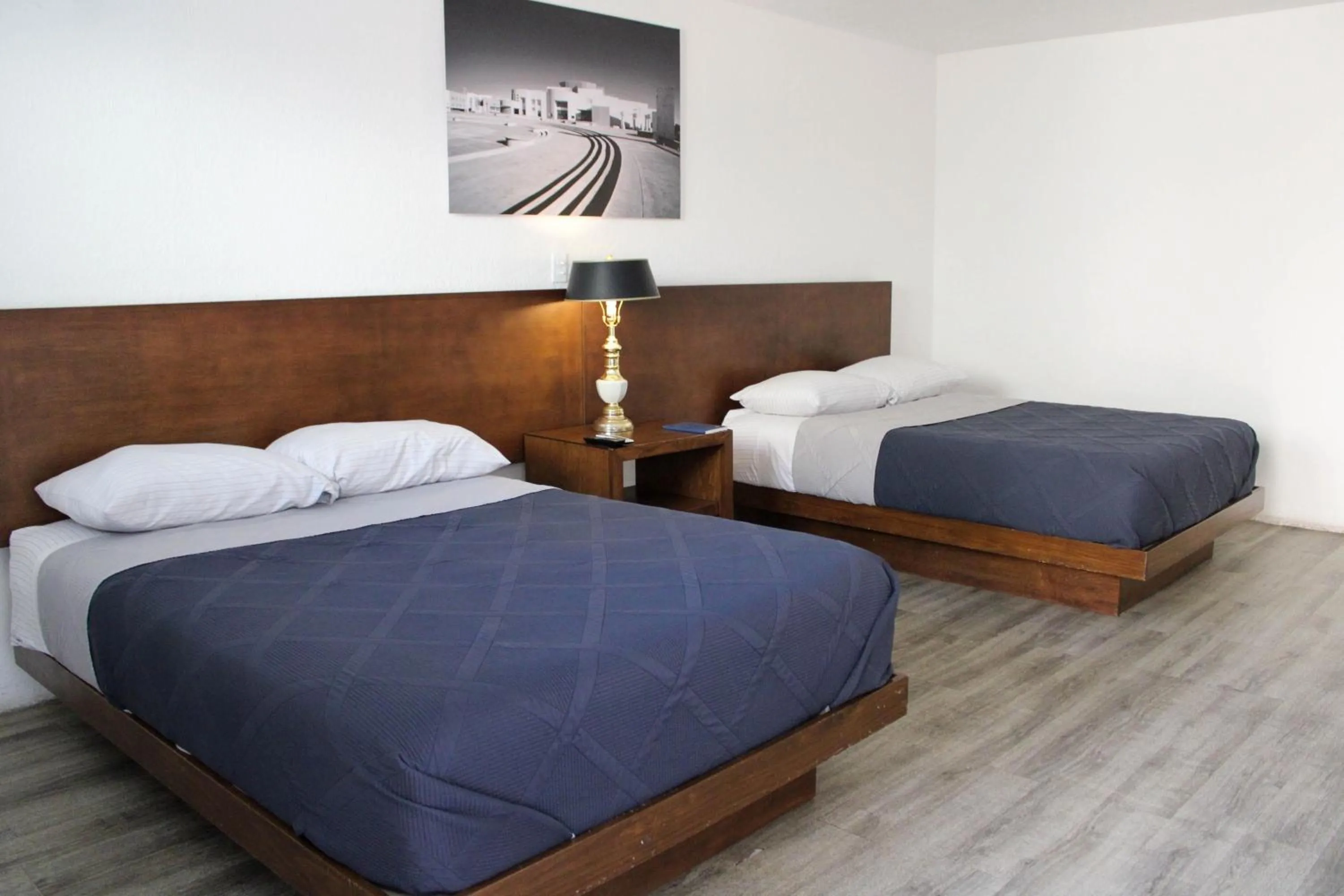 Property building, Bed in HOTEL MARIPINA
