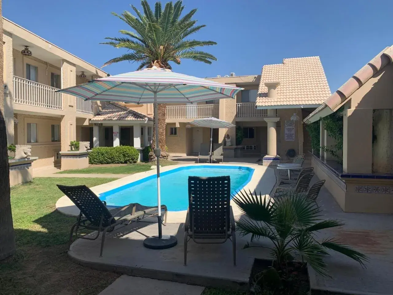 Deluxe Double Room in HOTEL MARIPINA Deluxe Double Room in HOTEL MARIPINA