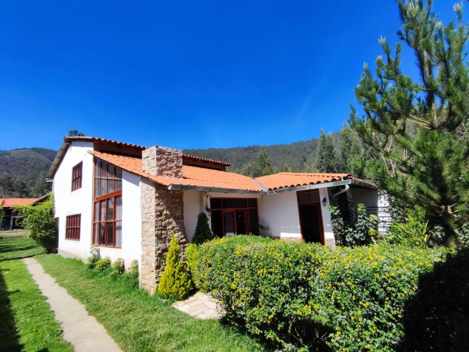 Hotel Vista Verde